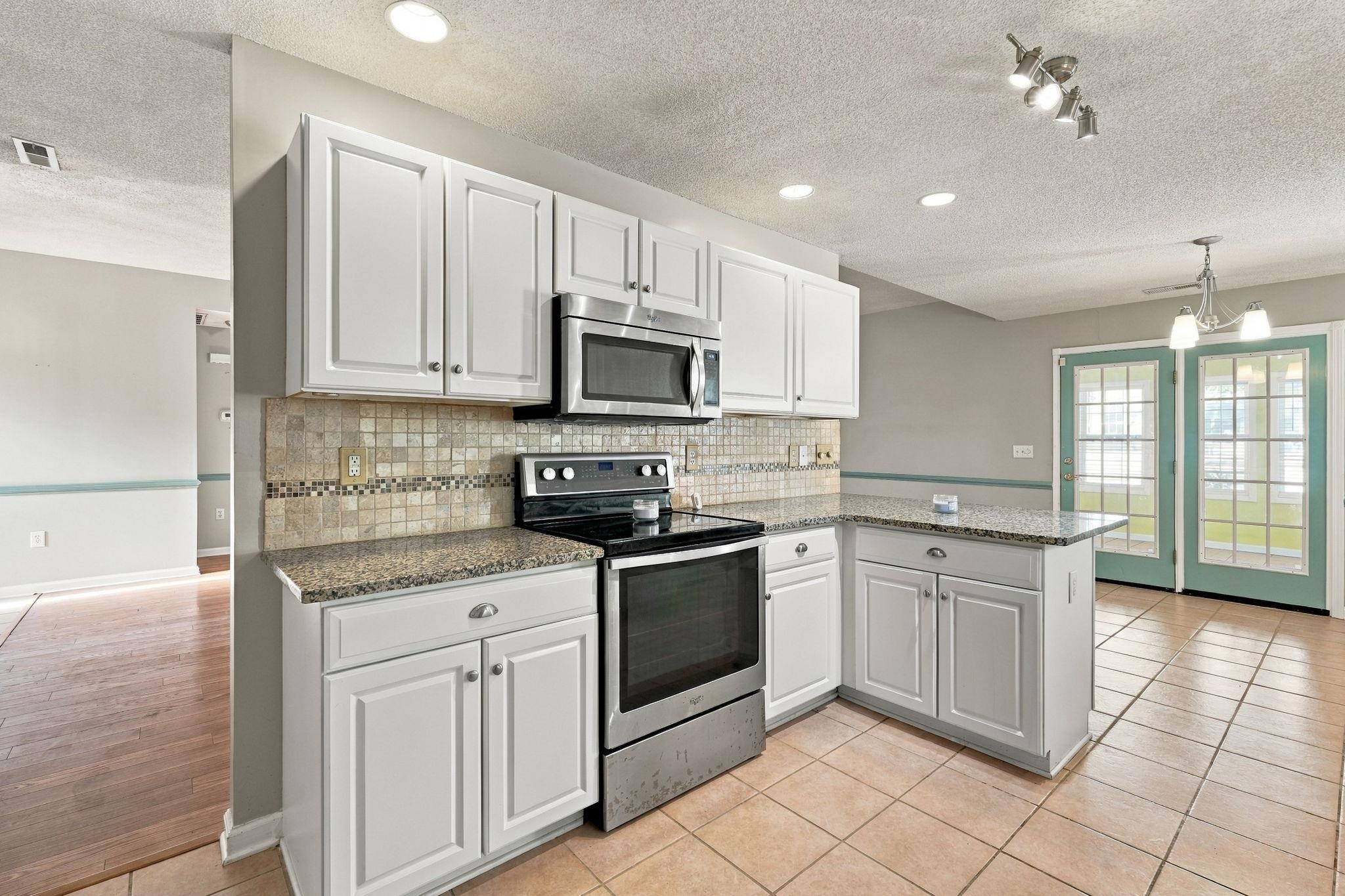 4155 Horseshoe Dr. N Property Photo 13
