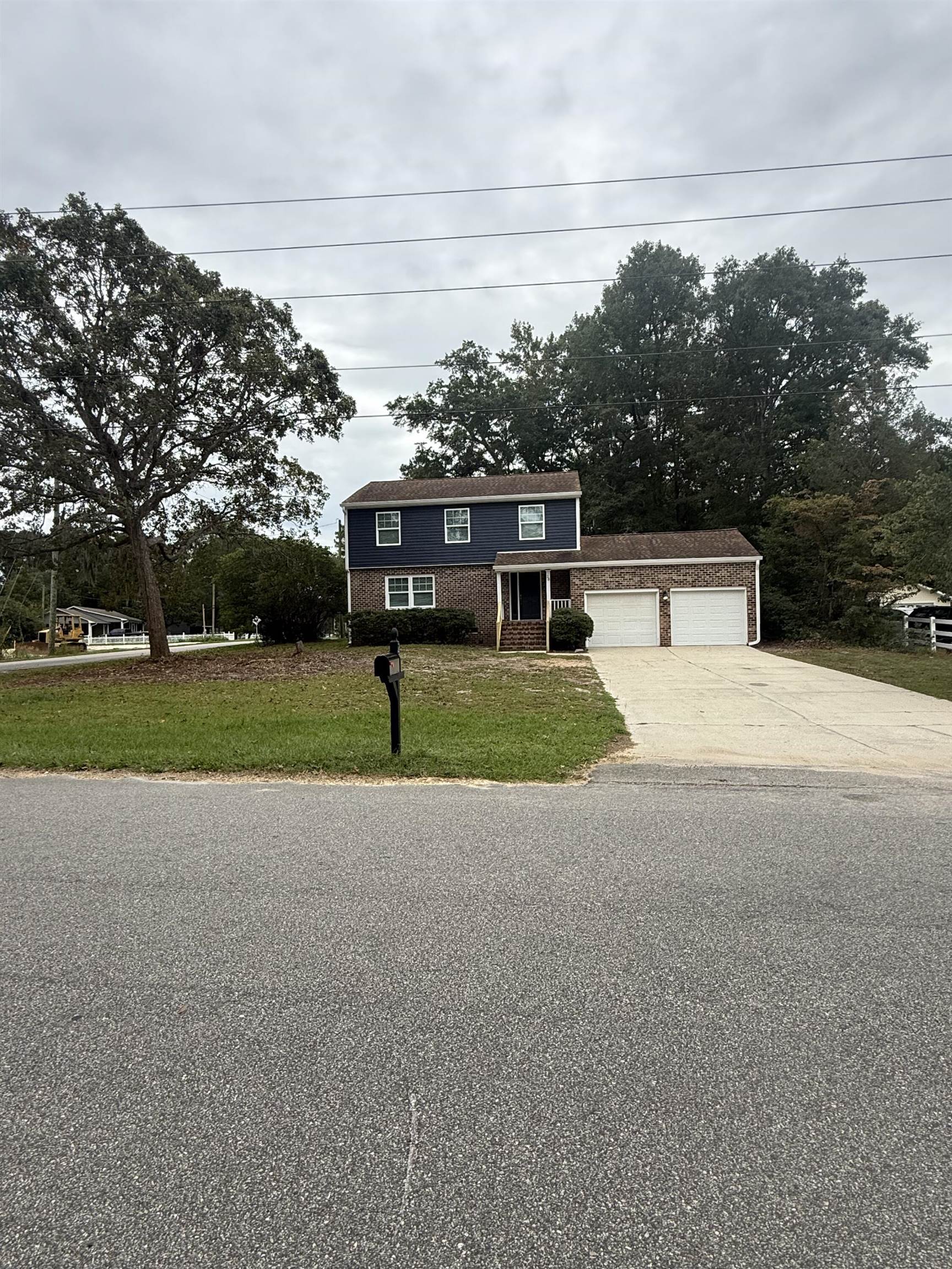 26 Smith Blvd. Property Photo 1