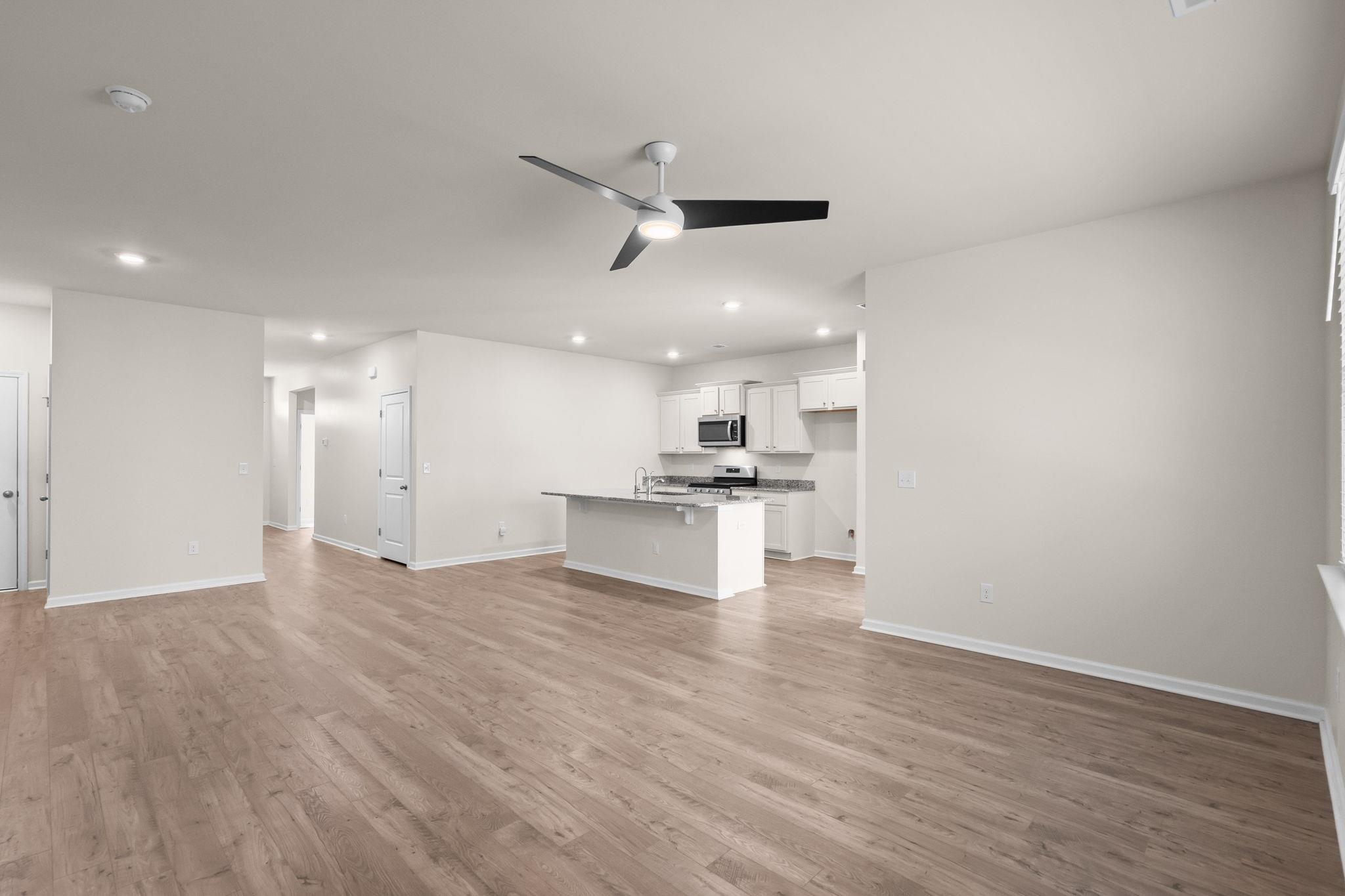 272 Legends Village Loop Property Photo 8