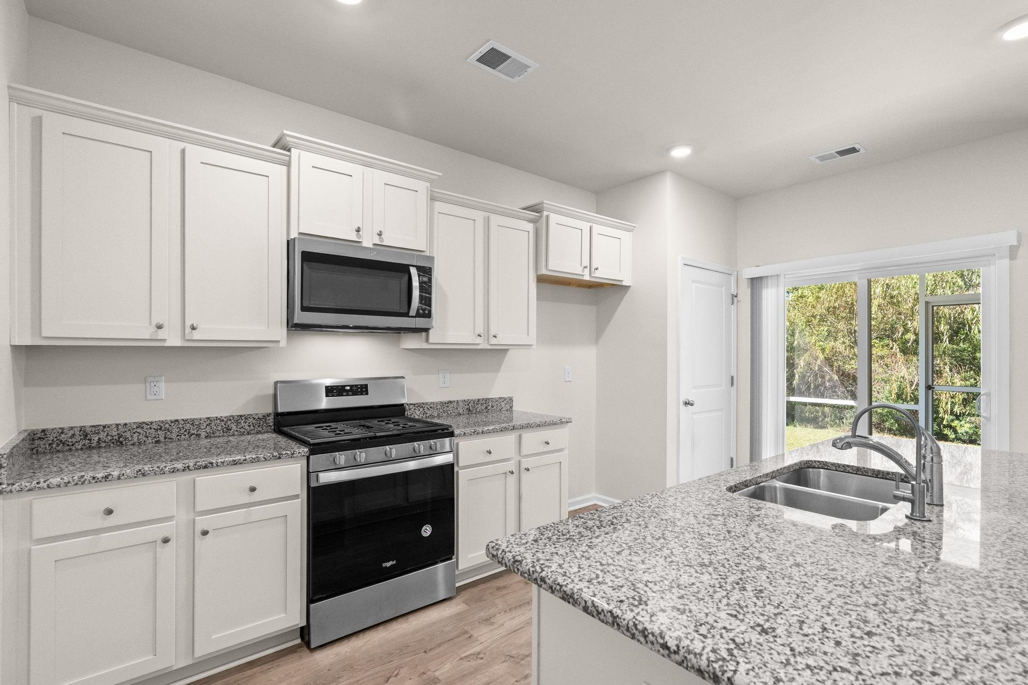 272 Legends Village Loop Property Photo 13