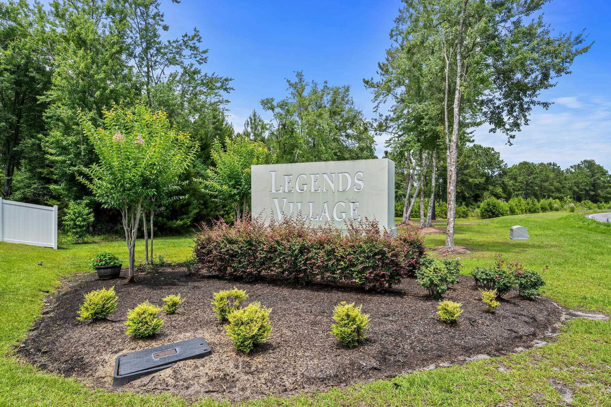 272 Legends Village Loop Property Photo 26