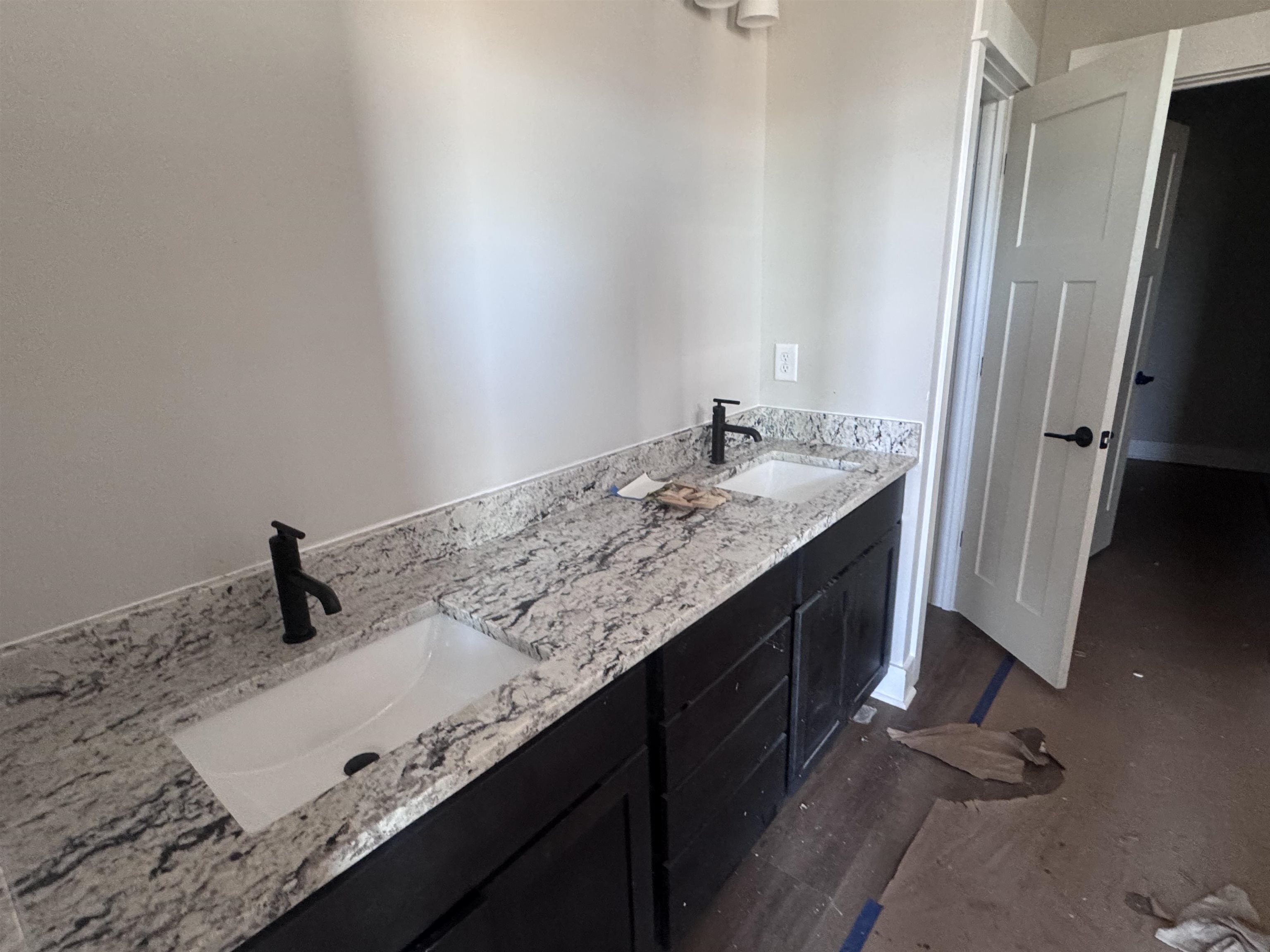 445 Starlit Way Property Photo 6