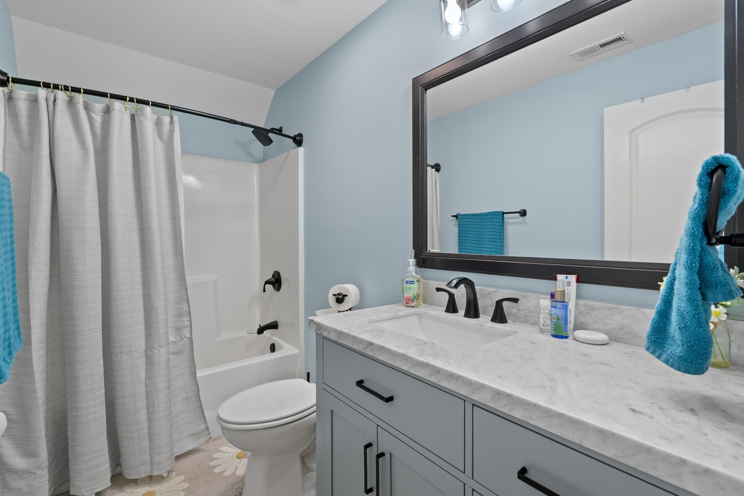113 Chestnut Estates Rd. Property Photo 29