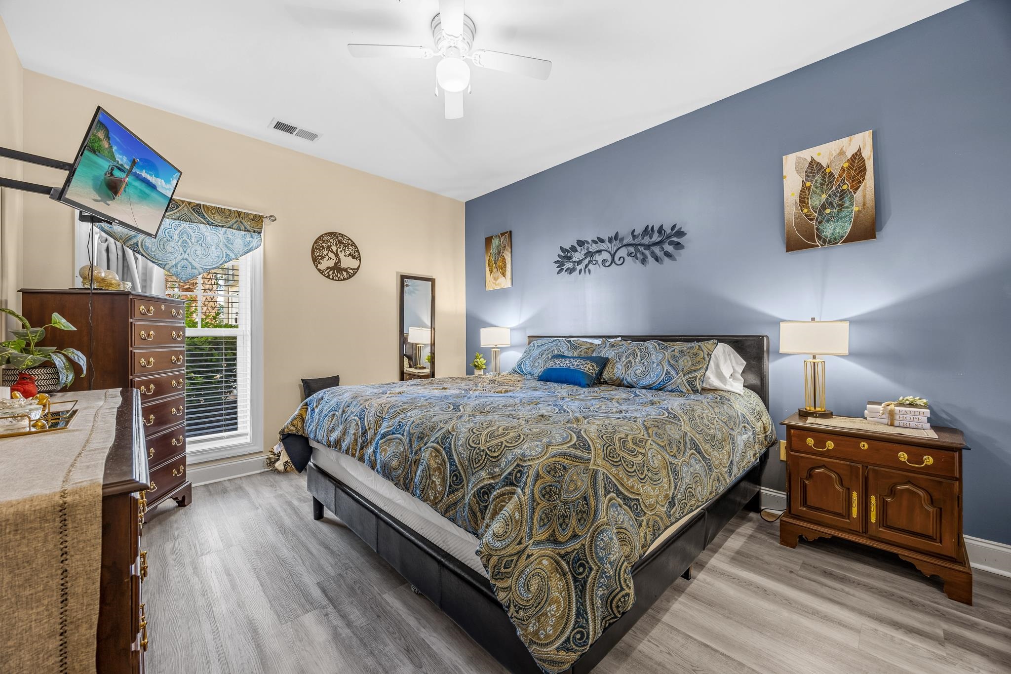 100 Cypress Point Ct. Property Photo 7