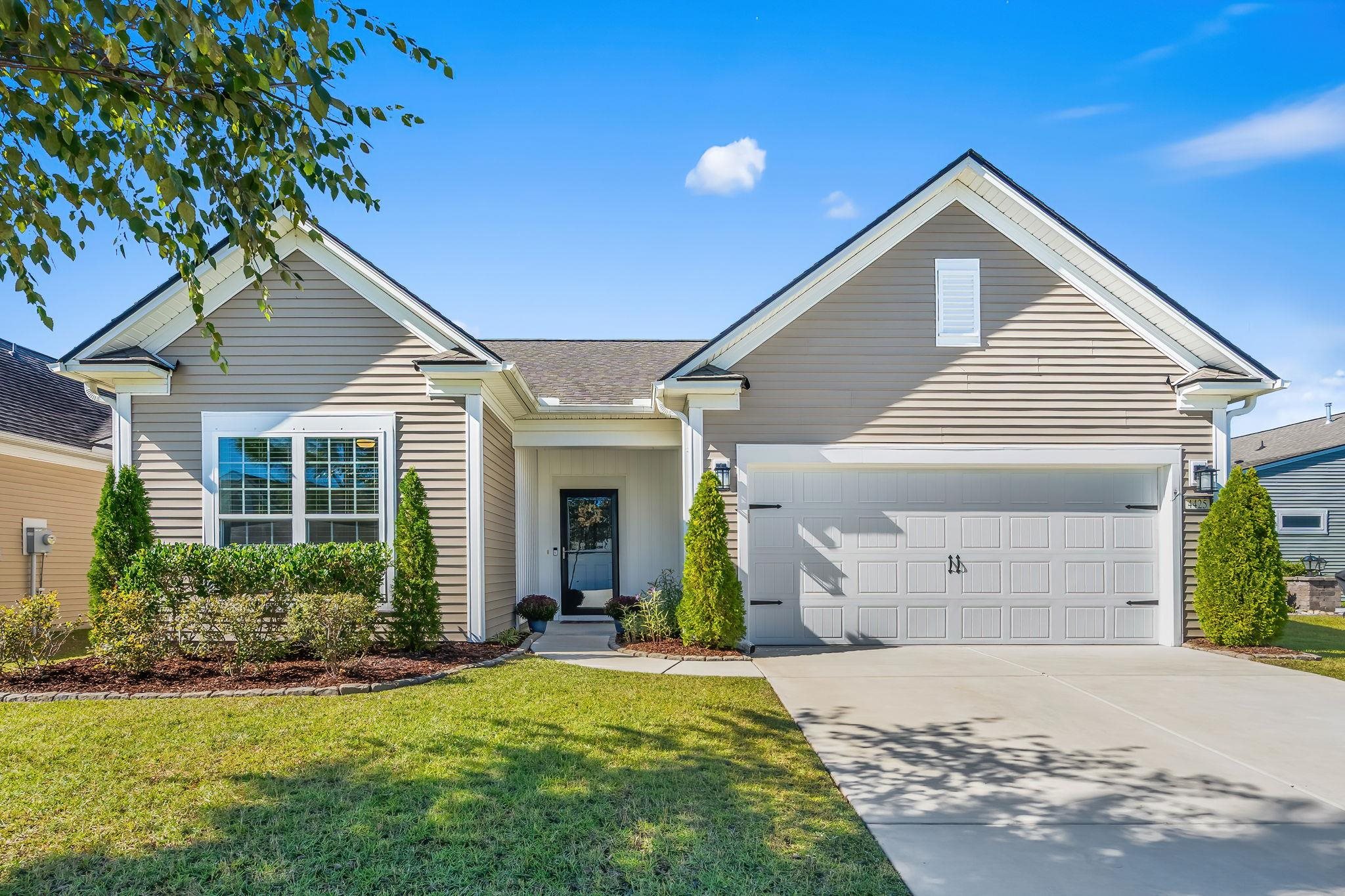 4425 Utsey Dr. Property Photo 1