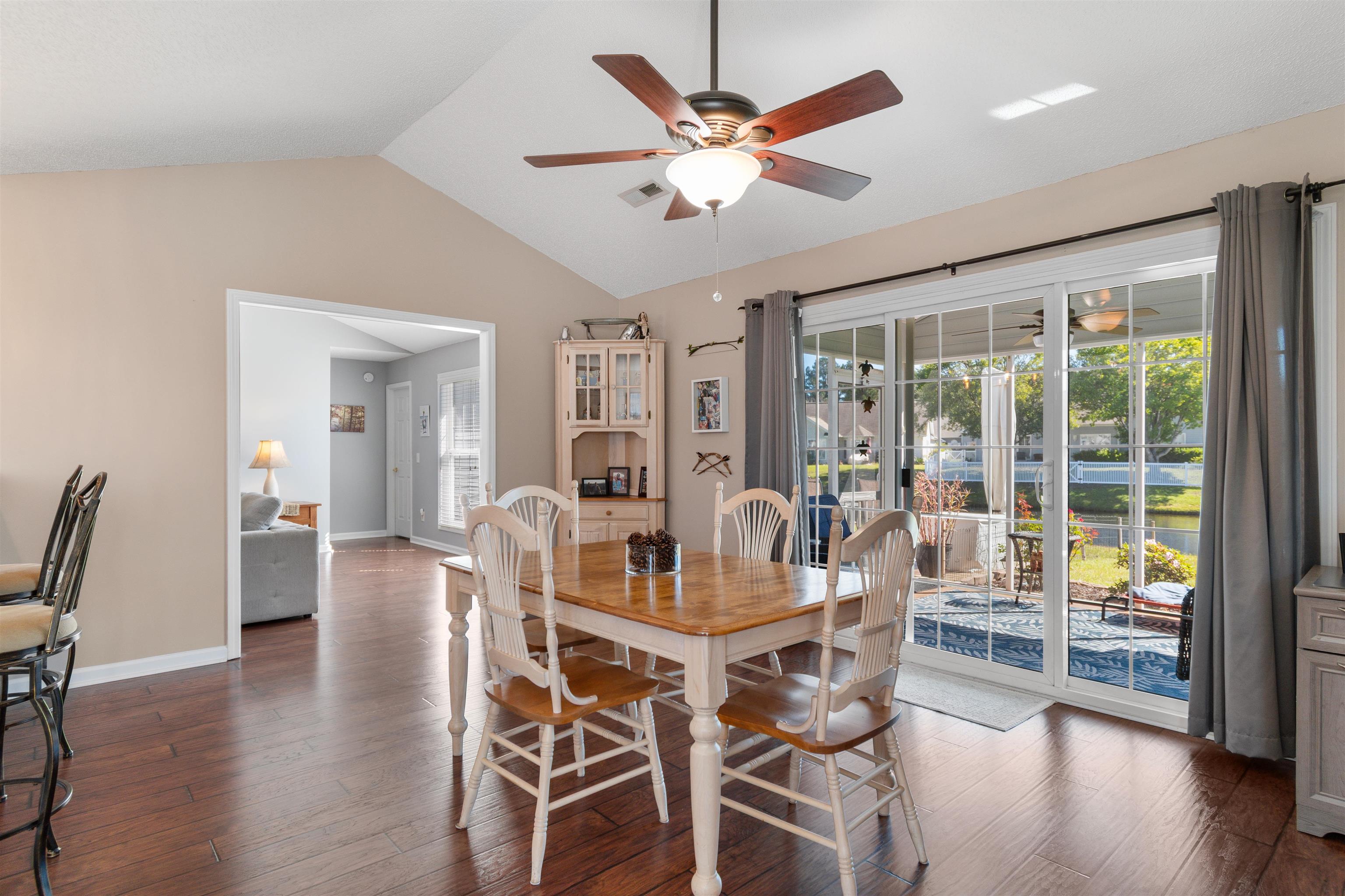 737 Prestbury Dr. Property Photo 17