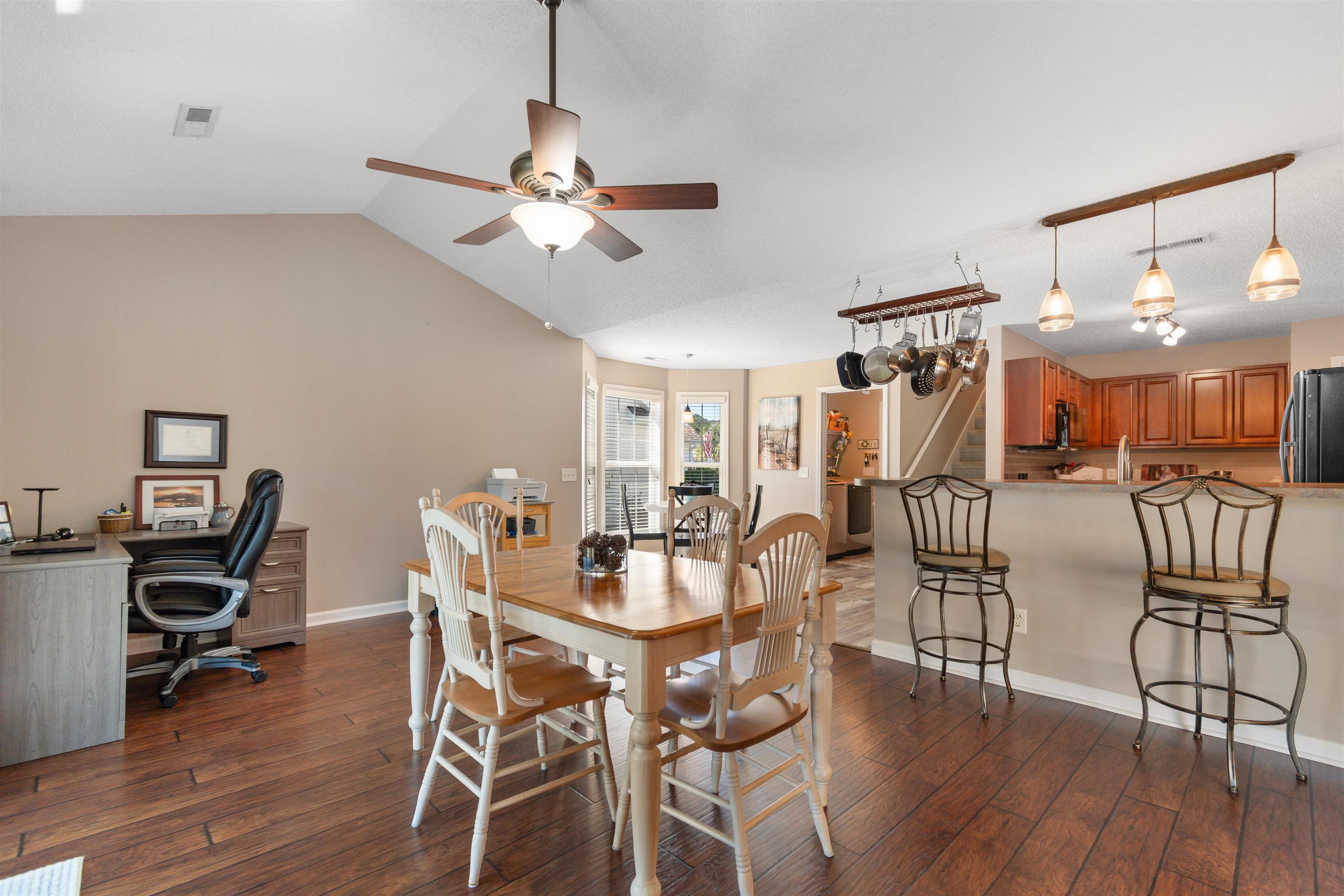 737 Prestbury Dr. Property Photo 18