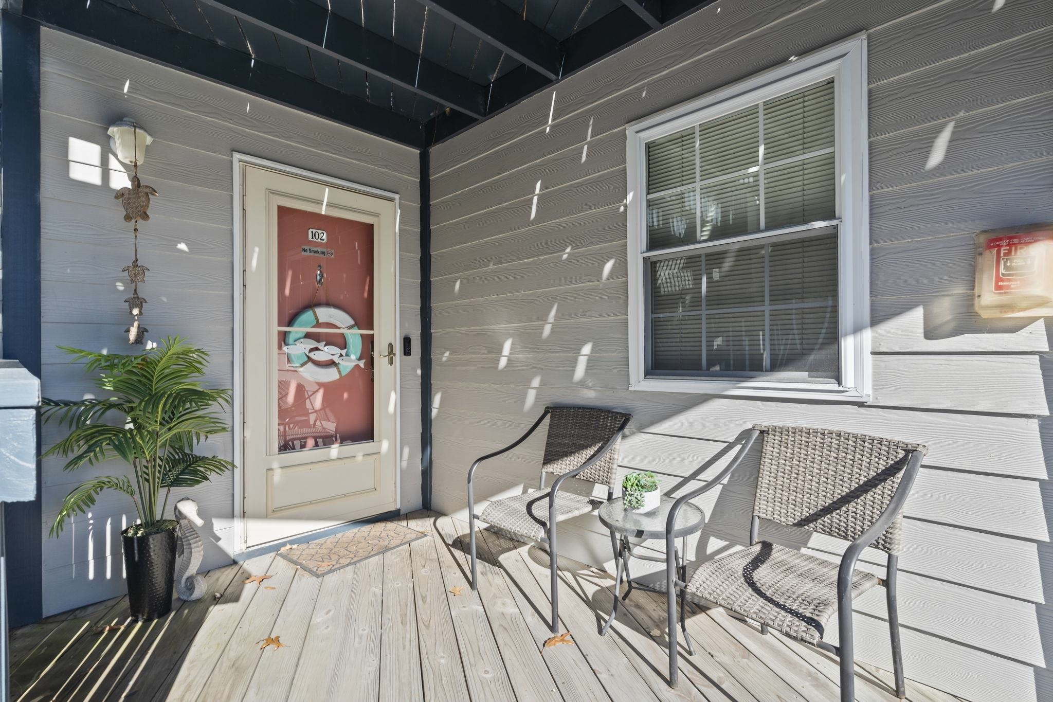 1500 Cenith Dr. Property Photo 2