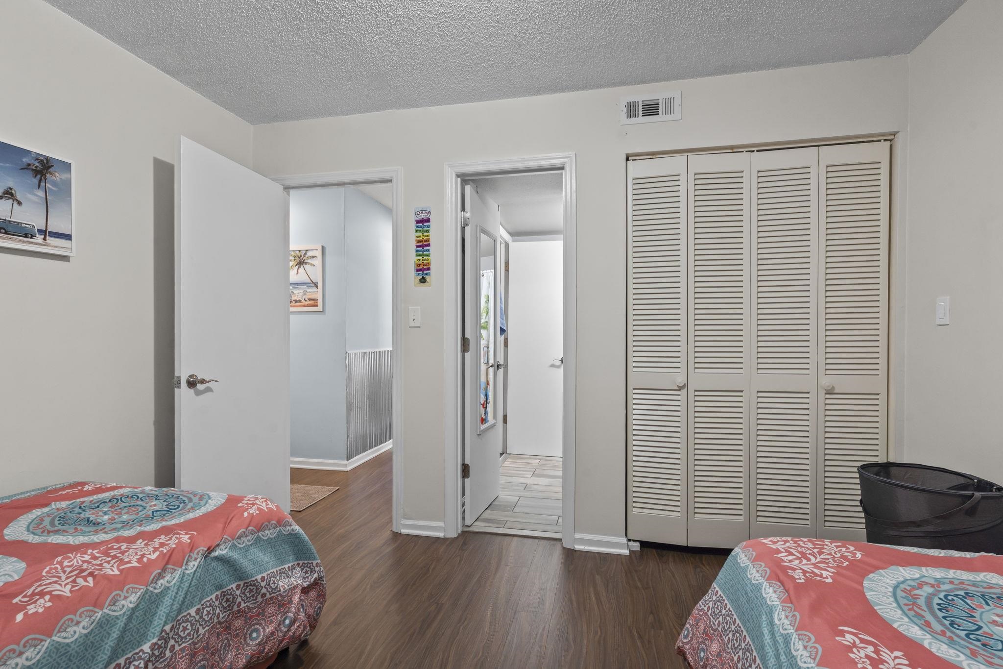 1500 Cenith Dr. Property Photo 15