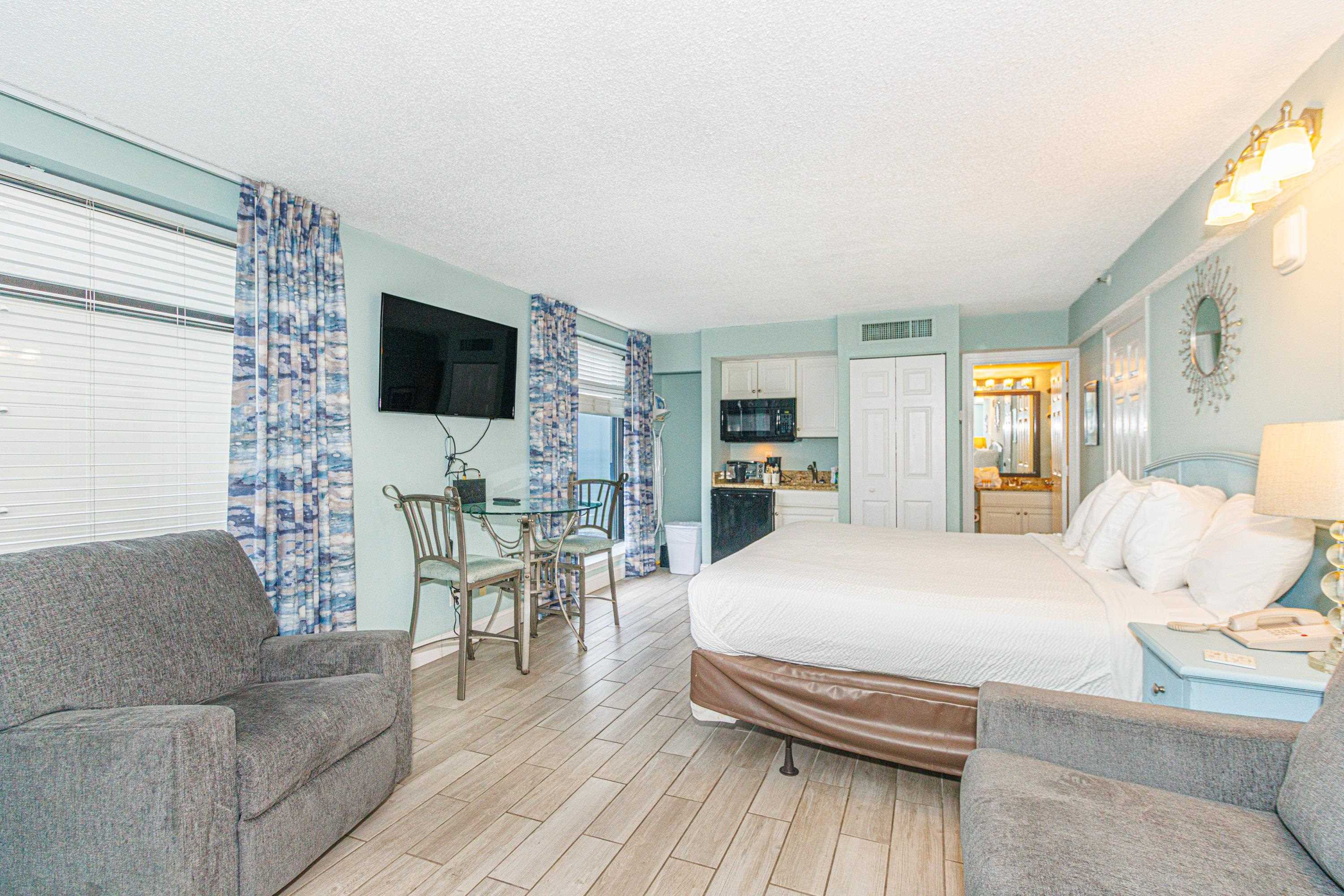 5308 N Ocean Blvd. Property Photo 2
