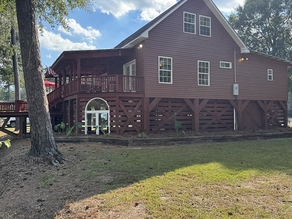2414 Gilchrist Rd. Property Photo 4