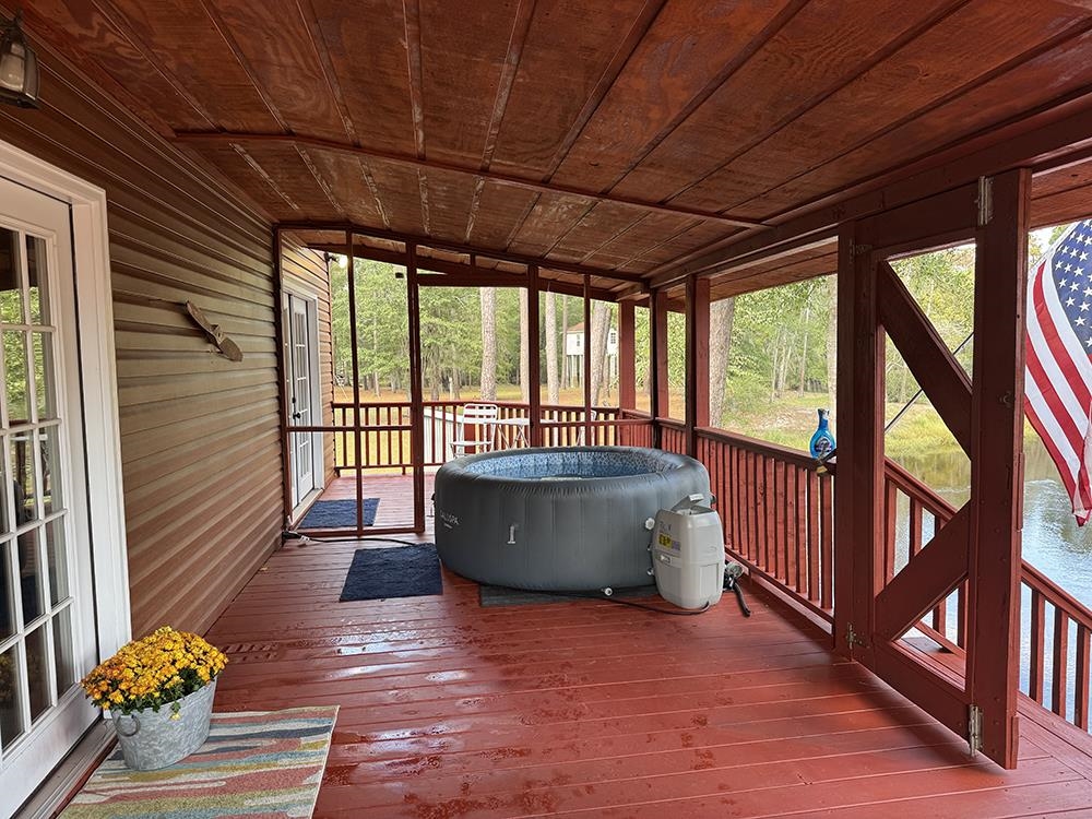 2414 Gilchrist Rd. Property Photo 13
