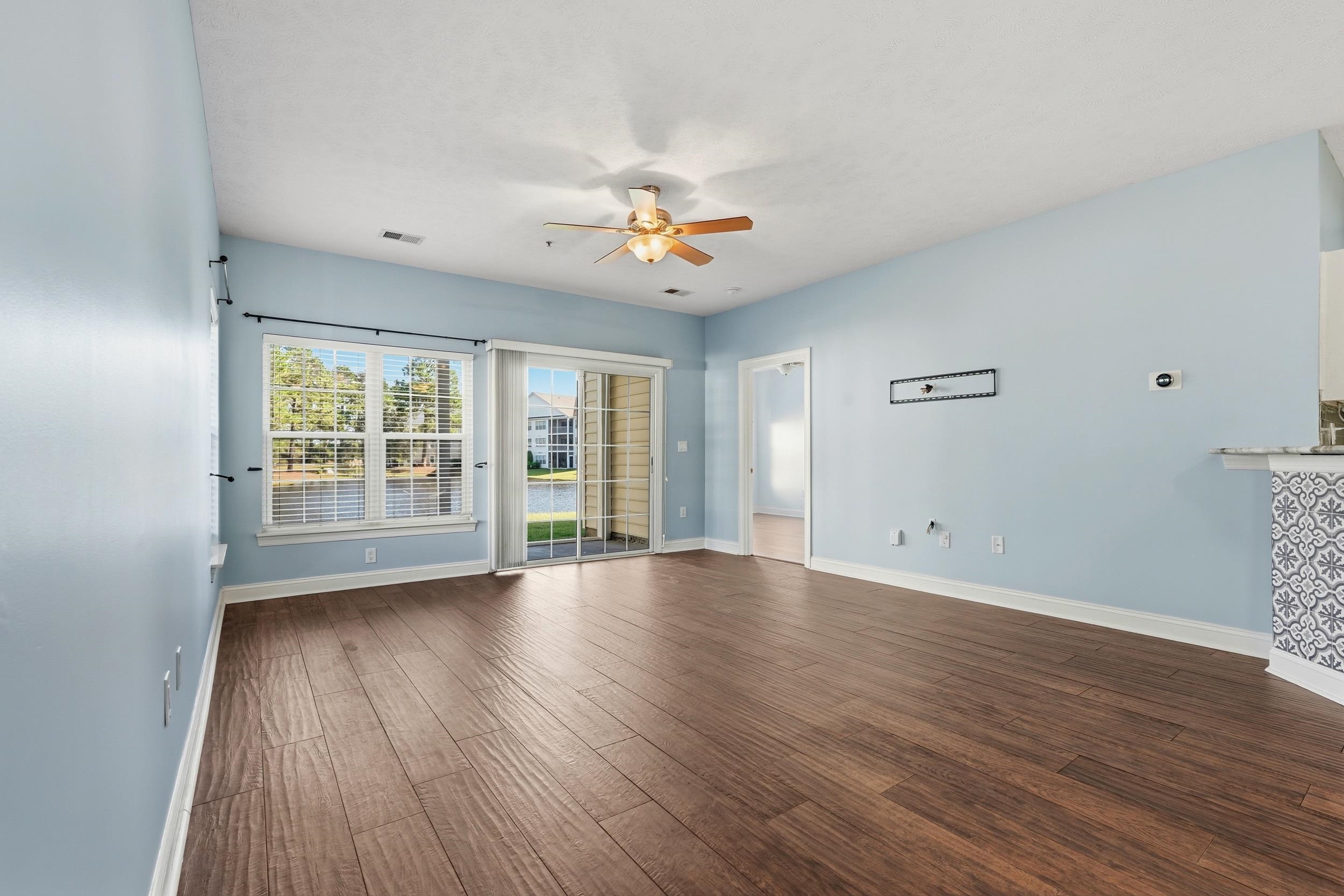 5090 Windsor Green Way Property Photo 6