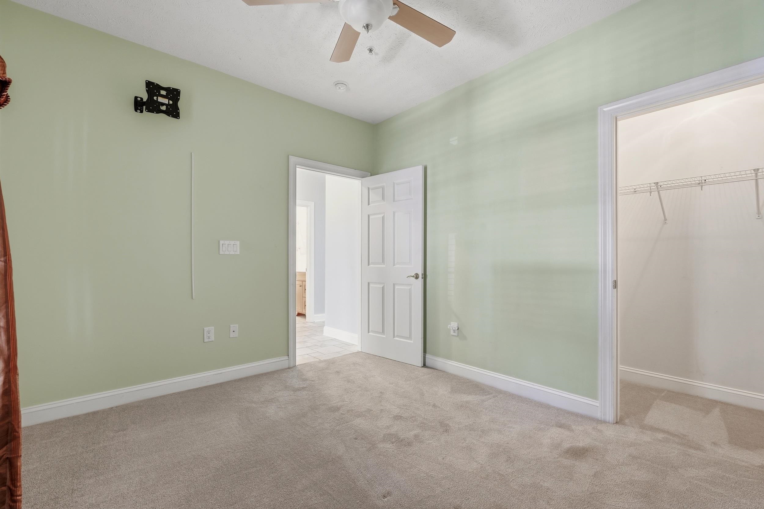 5090 Windsor Green Way Property Photo 17
