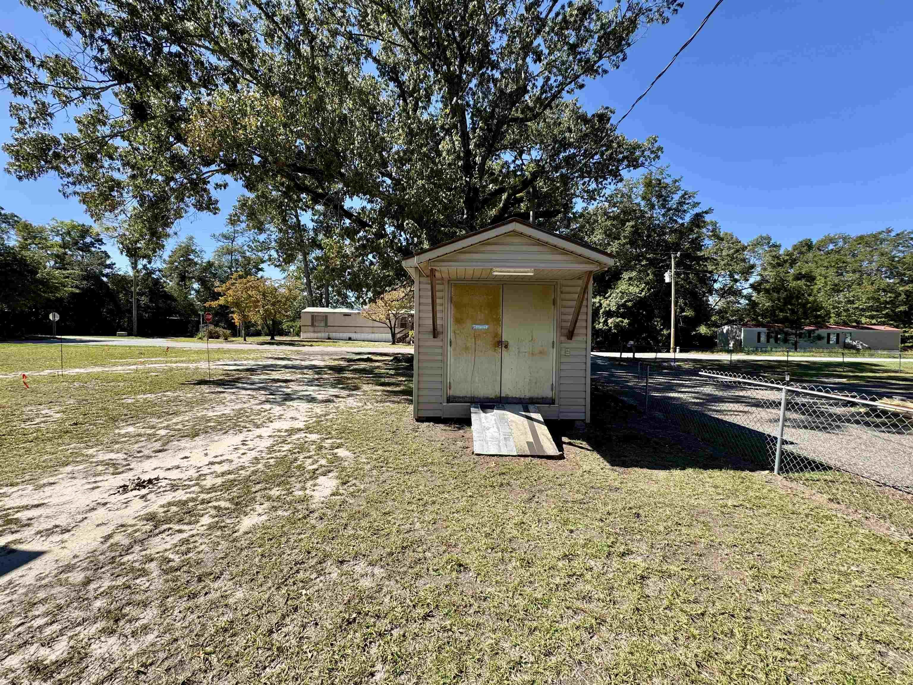 1121 Quail Trail Property Photo 5