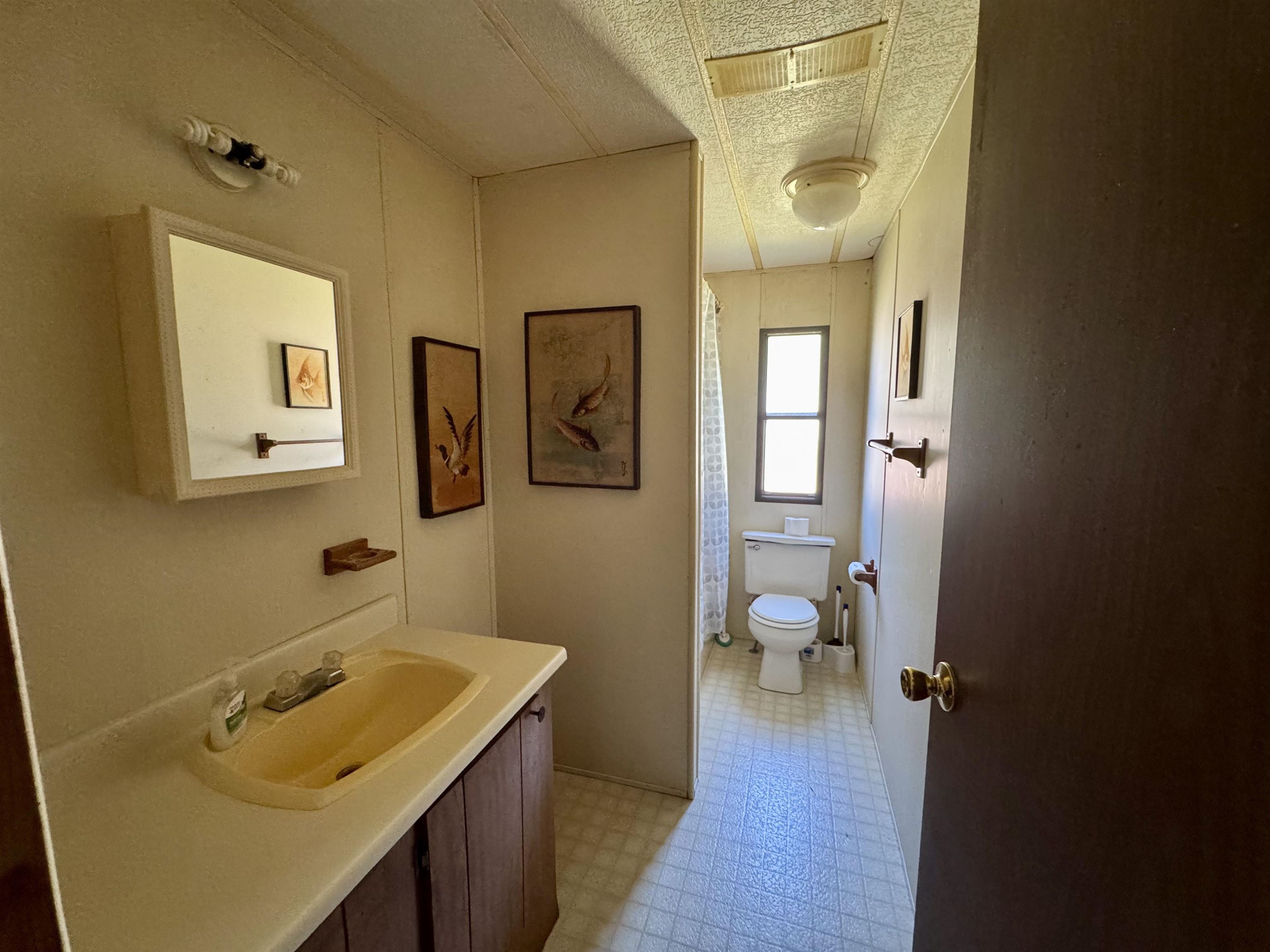 1121 Quail Trail Property Photo 16
