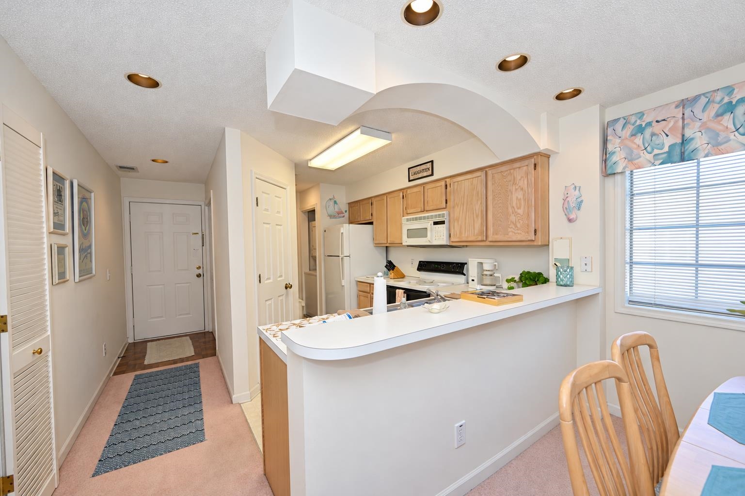 1900 Duffy St. Property Photo 2