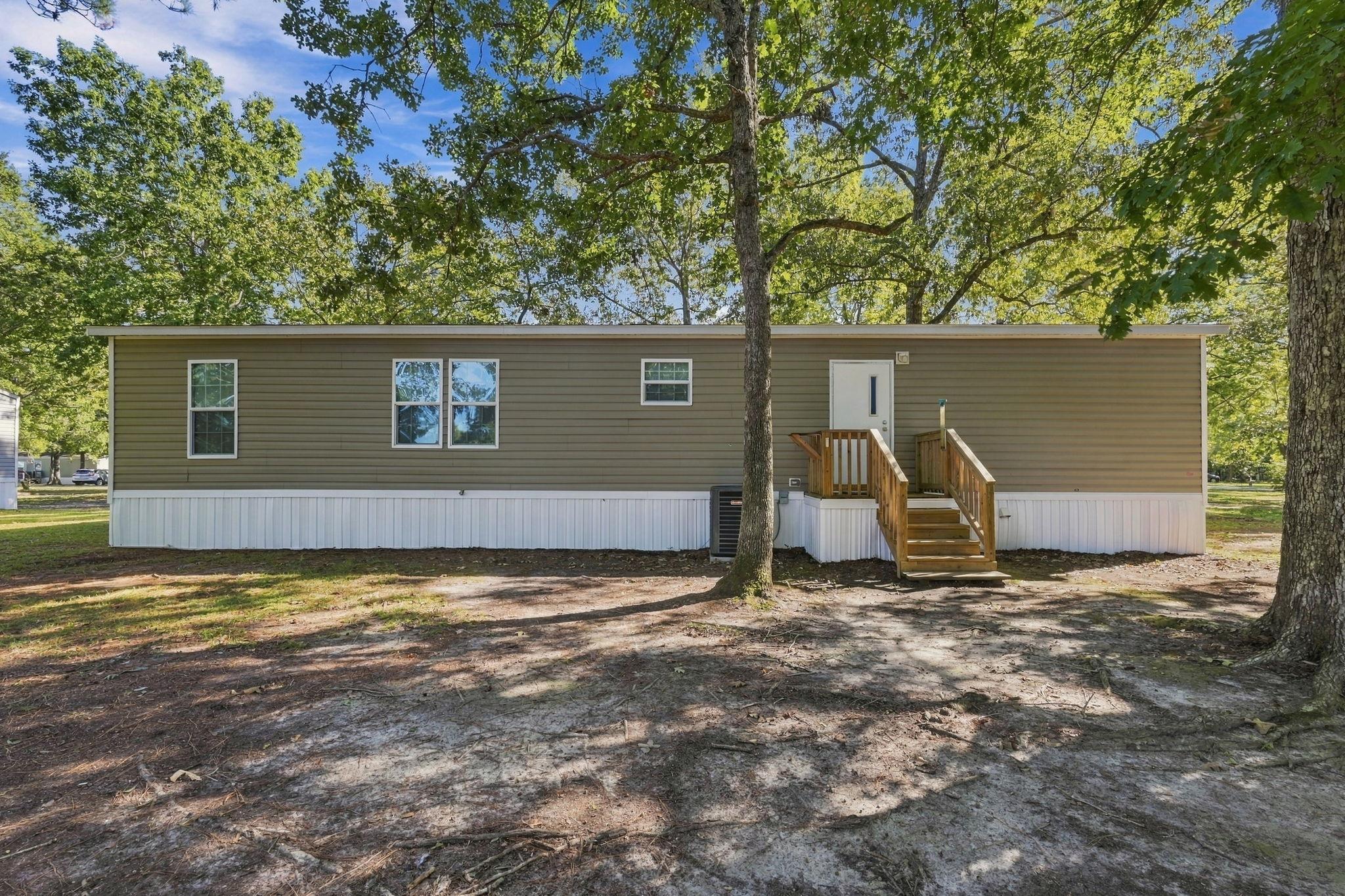 237 Williamson Lake Circle Property Photo 2
