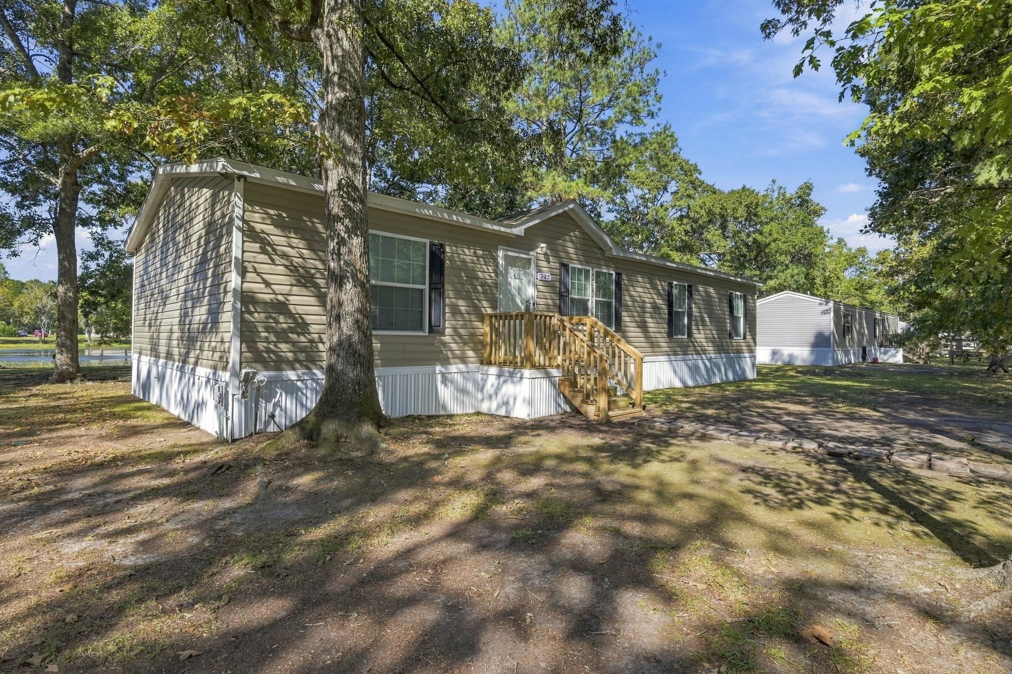 237 Williamson Lake Circle Property Photo 3