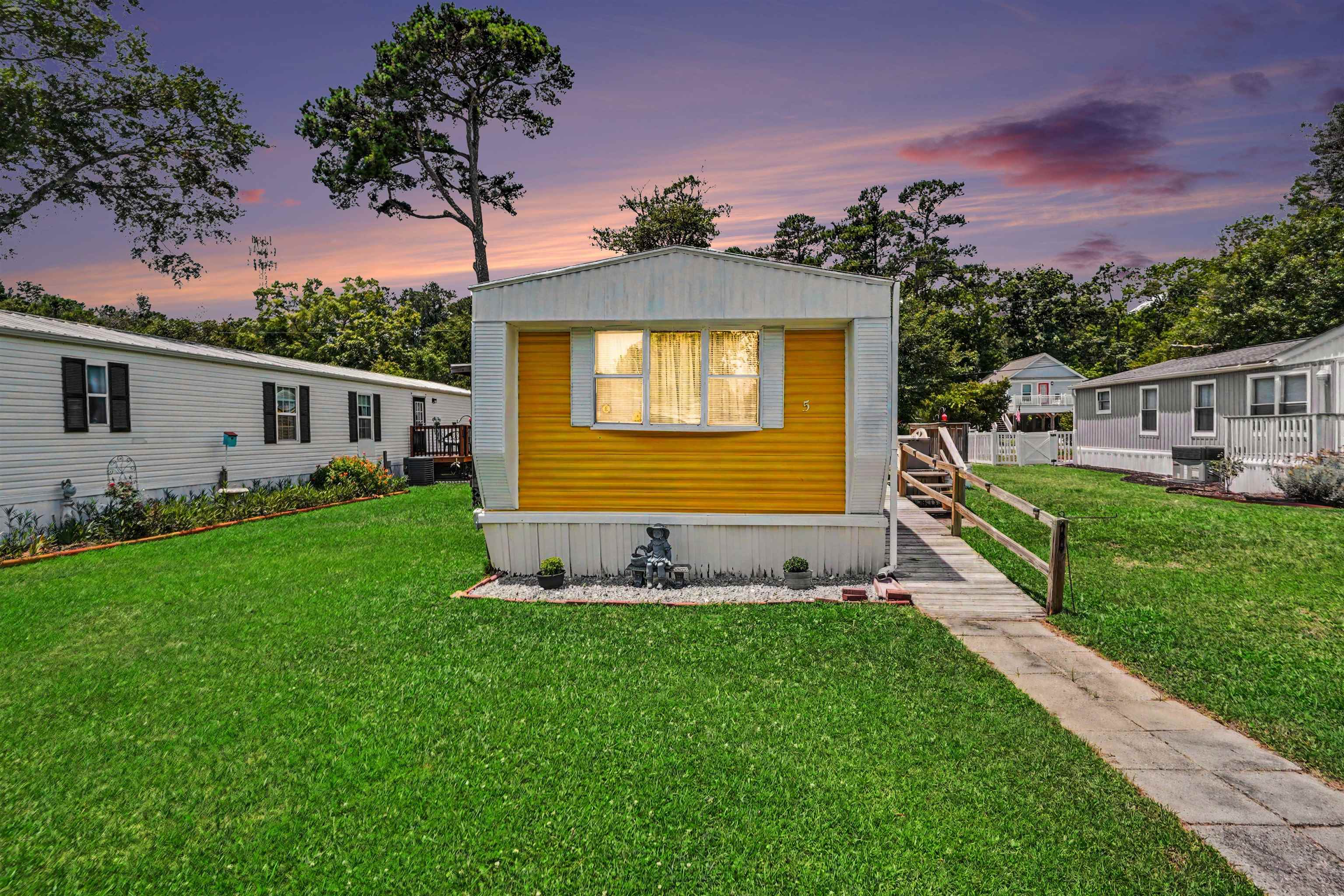 5 Crooked Island Circle Property Photo 1