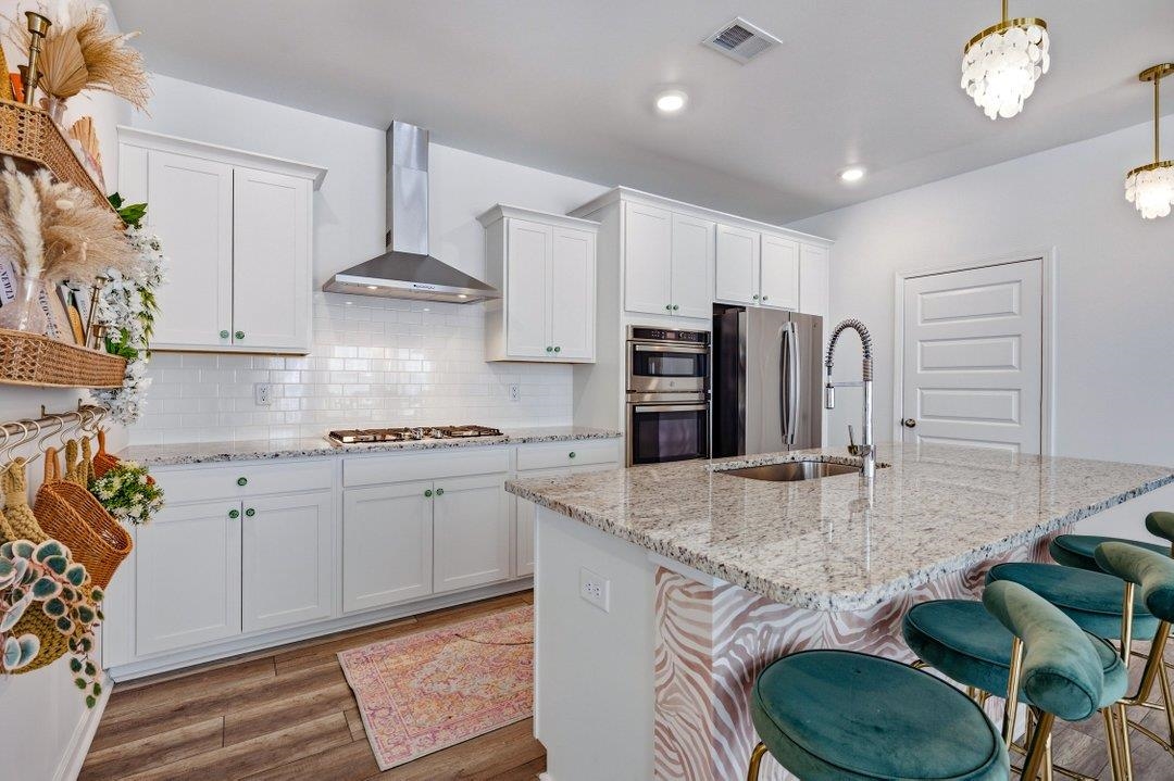 2074 Santa Maria St. Property Photo 15