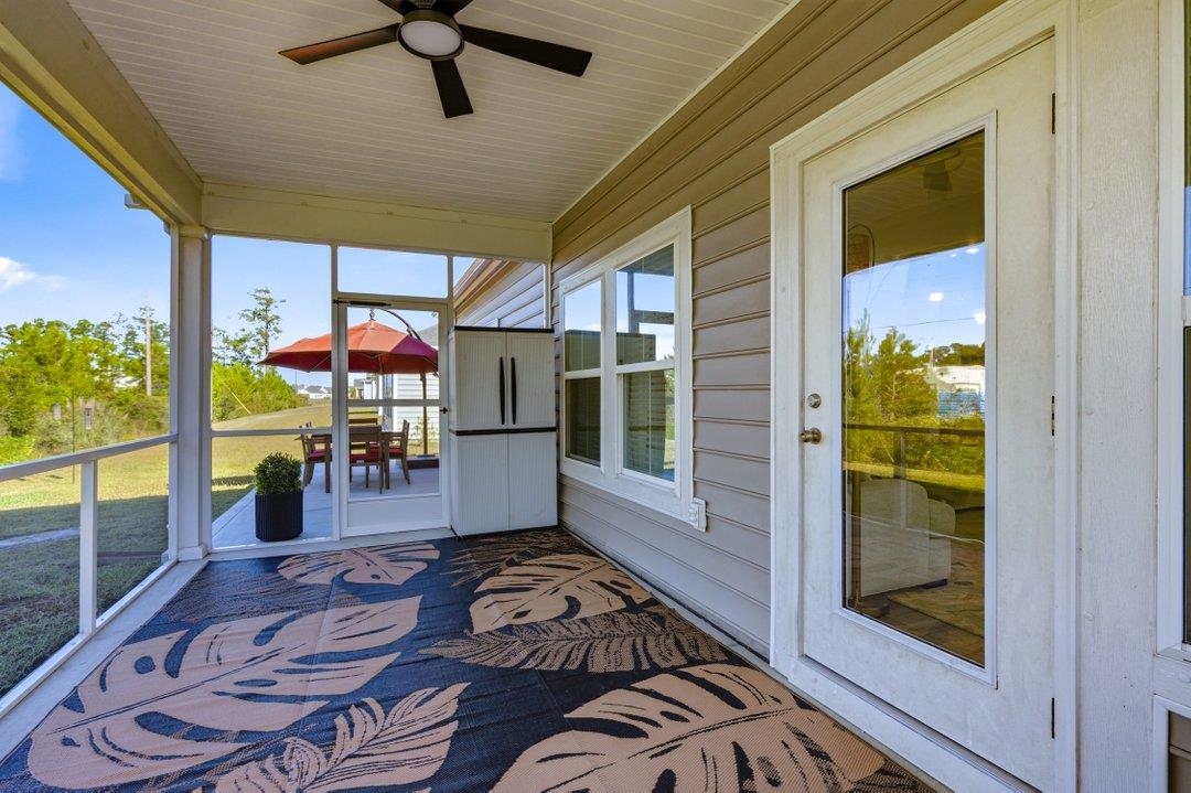 2074 Santa Maria St. Property Photo 33