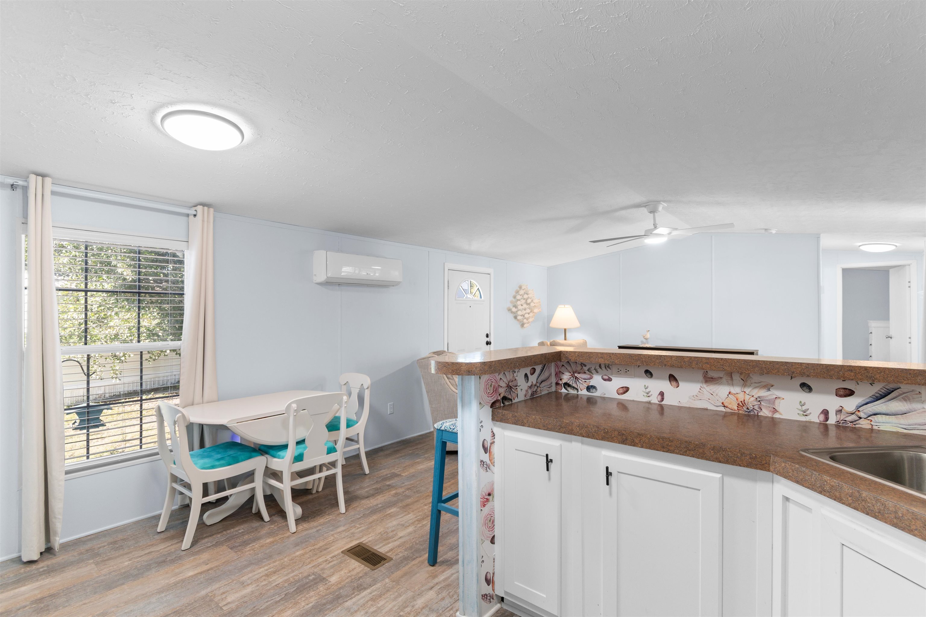 1523 Beacon Ave. Property Photo 5