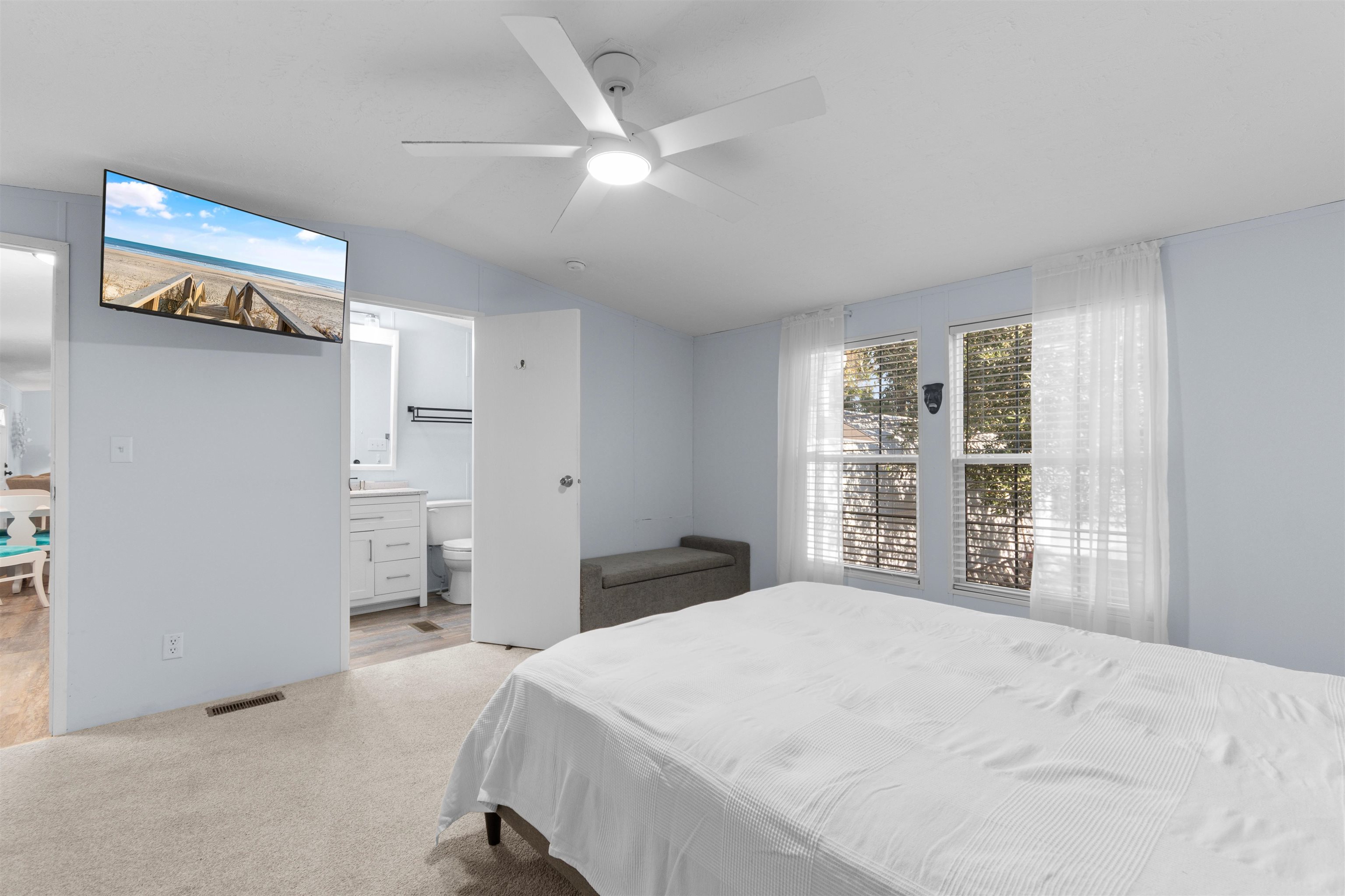 1523 Beacon Ave. Property Photo 13