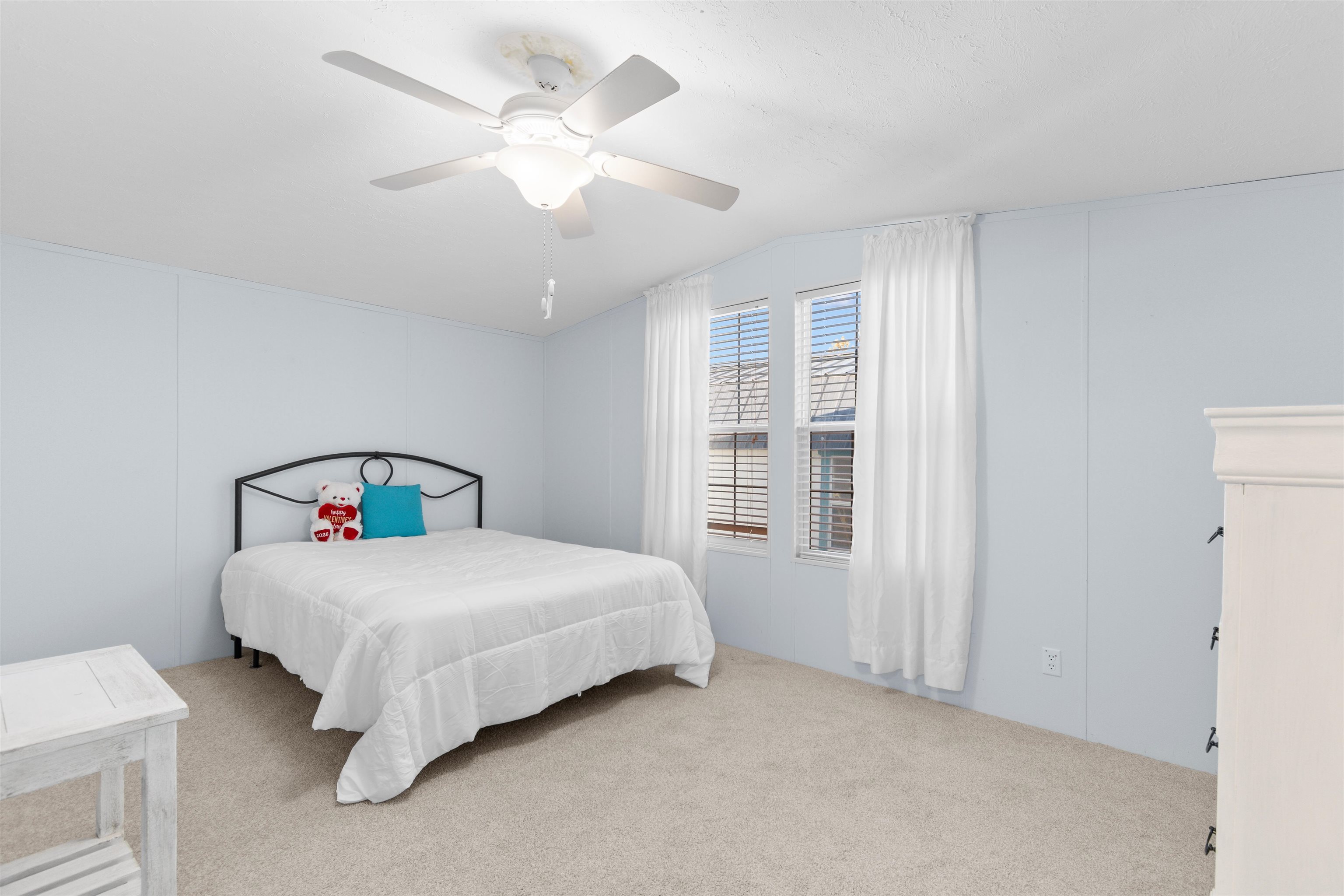 1523 Beacon Ave. Property Photo 16