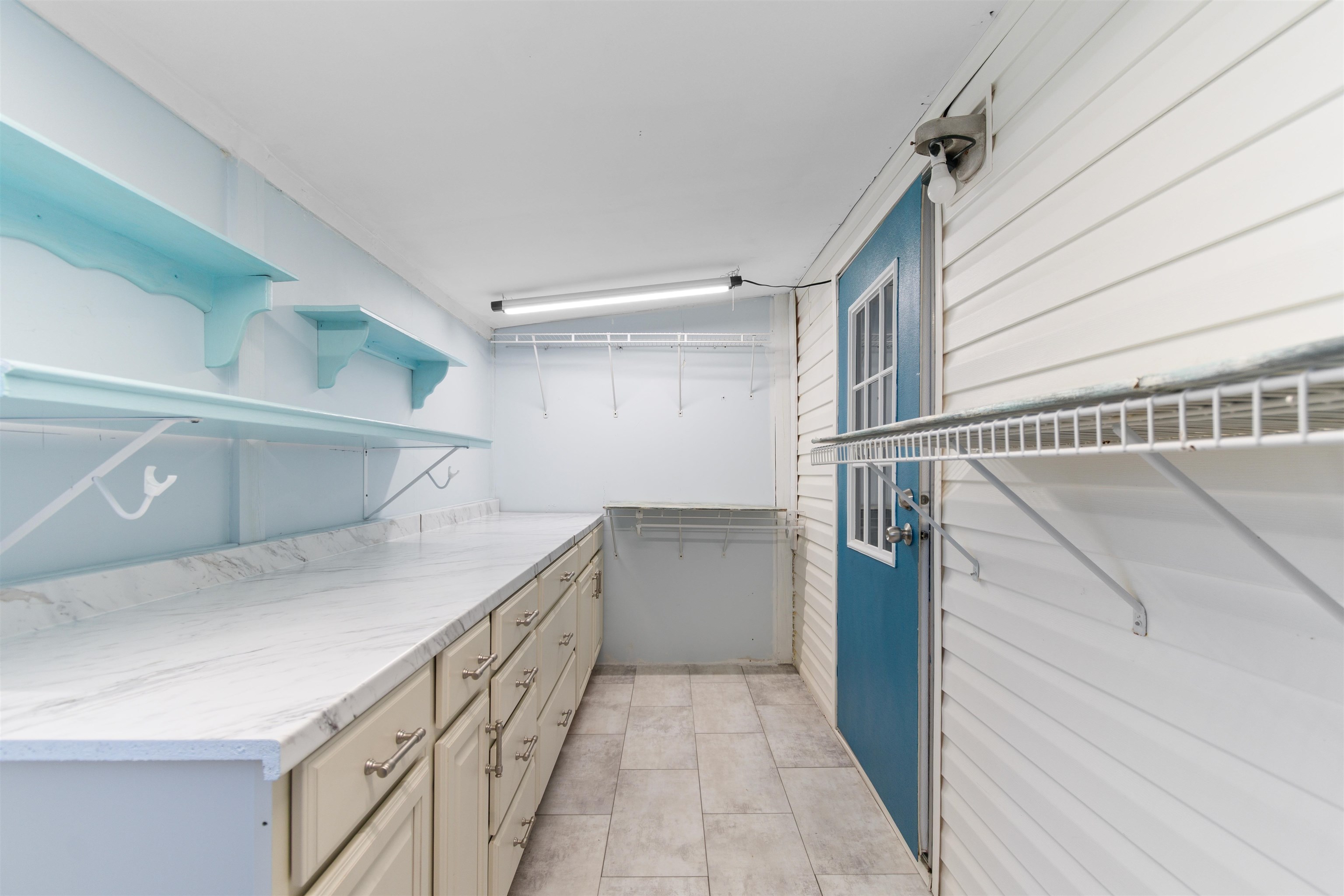 1523 Beacon Ave. Property Photo 19