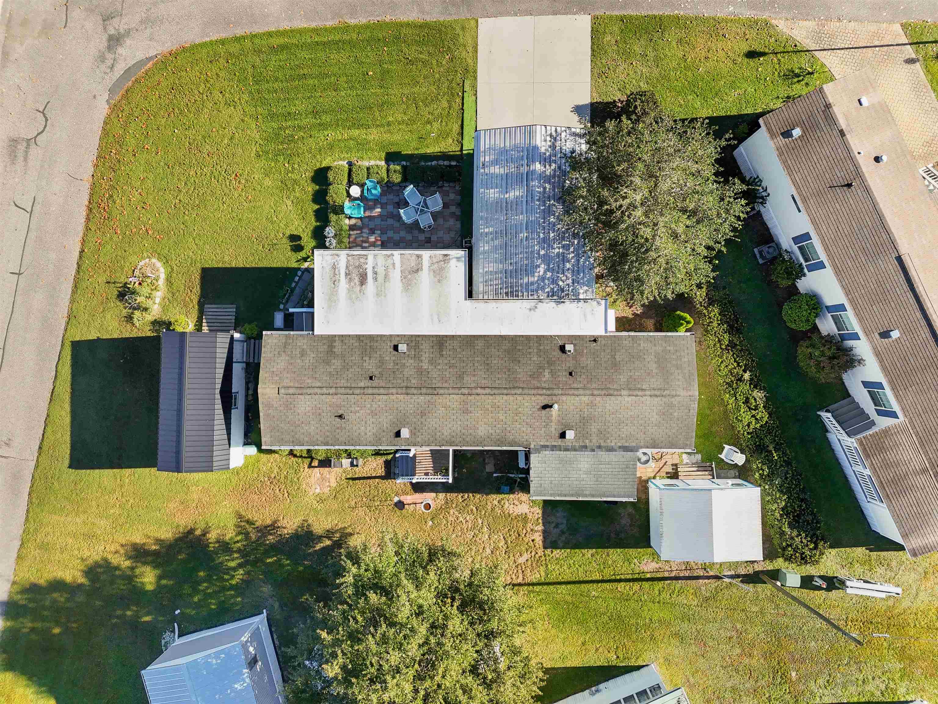1523 Beacon Ave. Property Photo 32