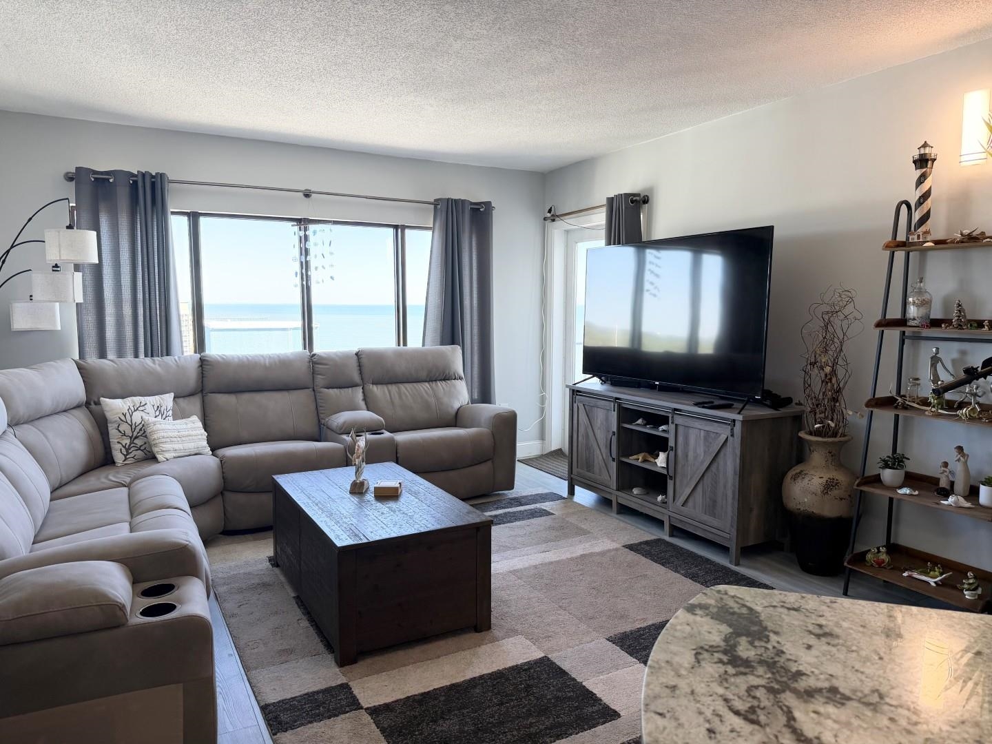 1605 S Ocean Blvd. Property Photo 2
