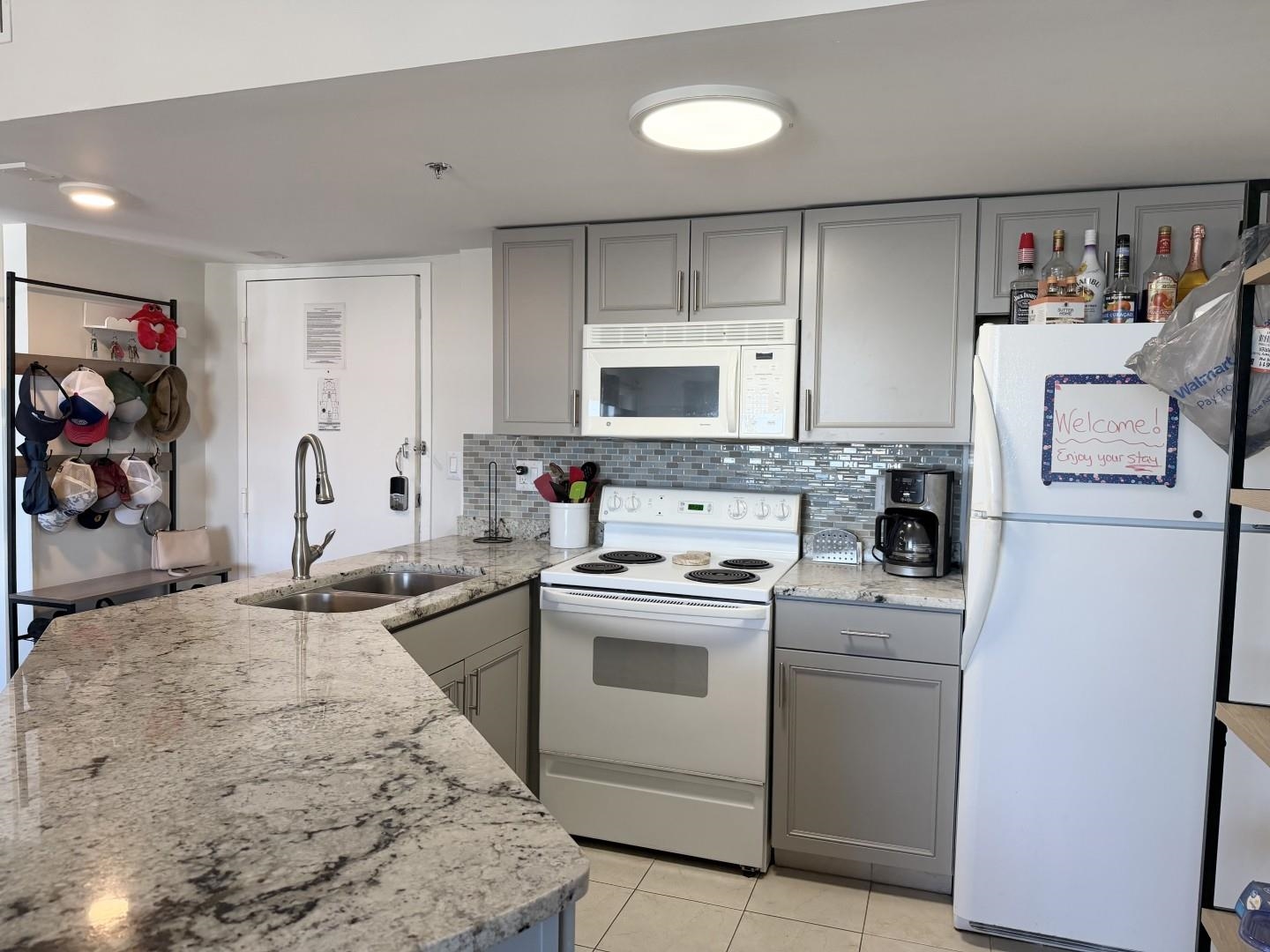 1605 S Ocean Blvd. Property Photo 6