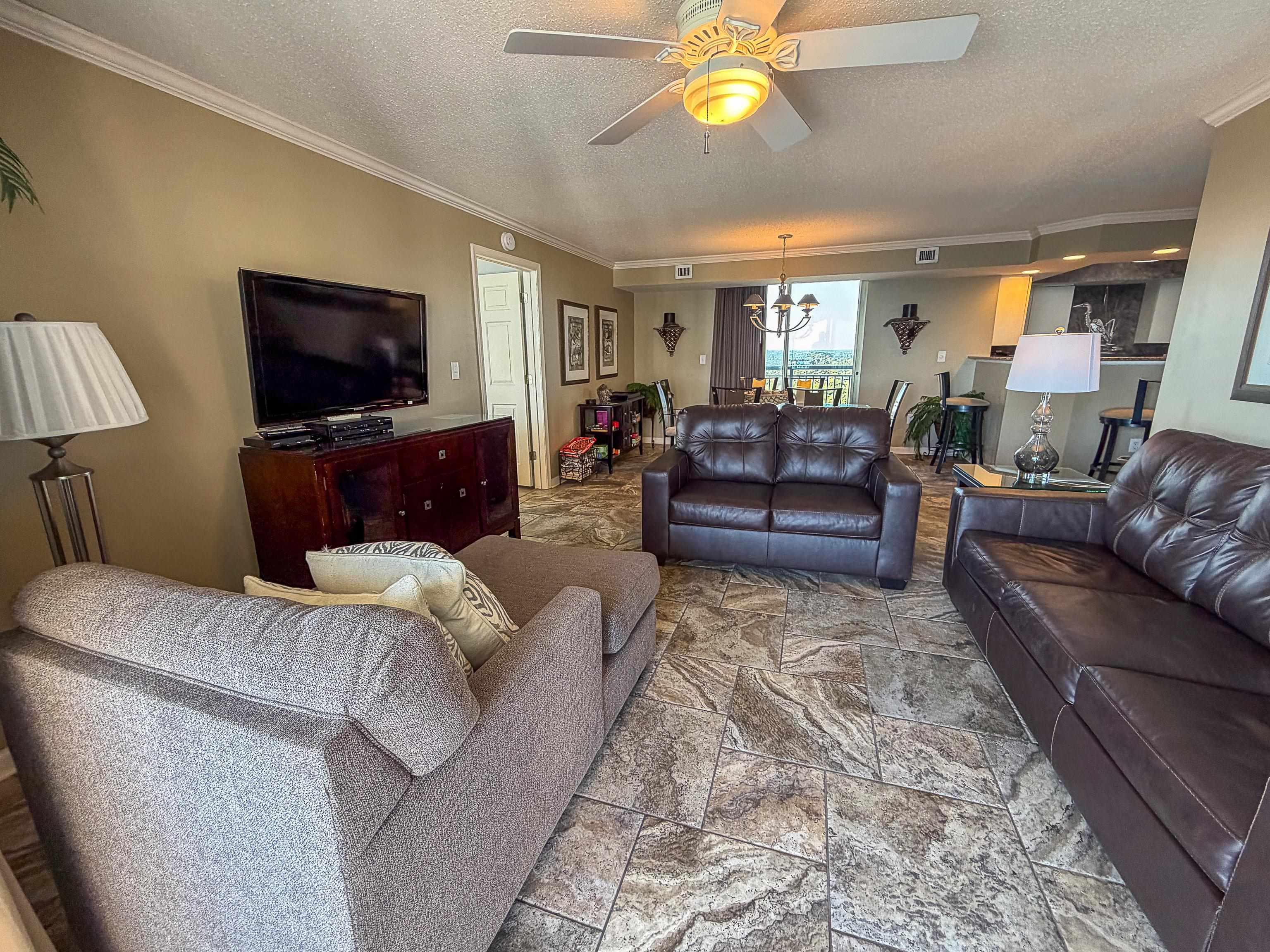 8560 Queensway Blvd. Property Photo 12