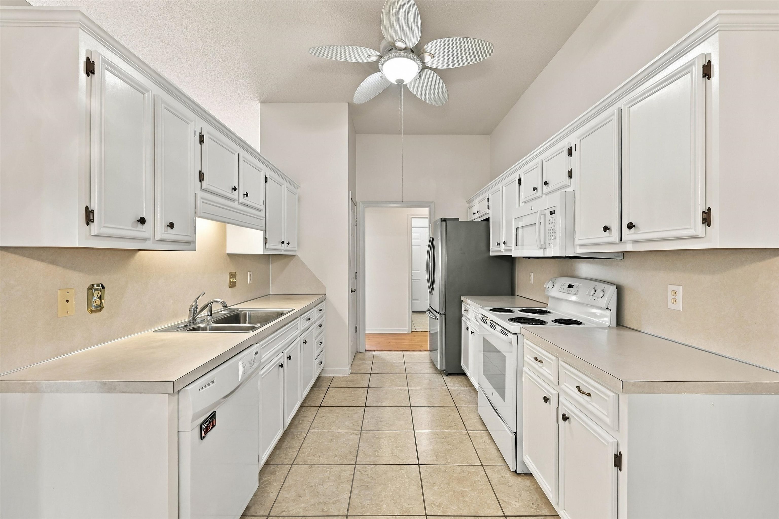 4107 Steeple Chase Dr. Property Photo 8
