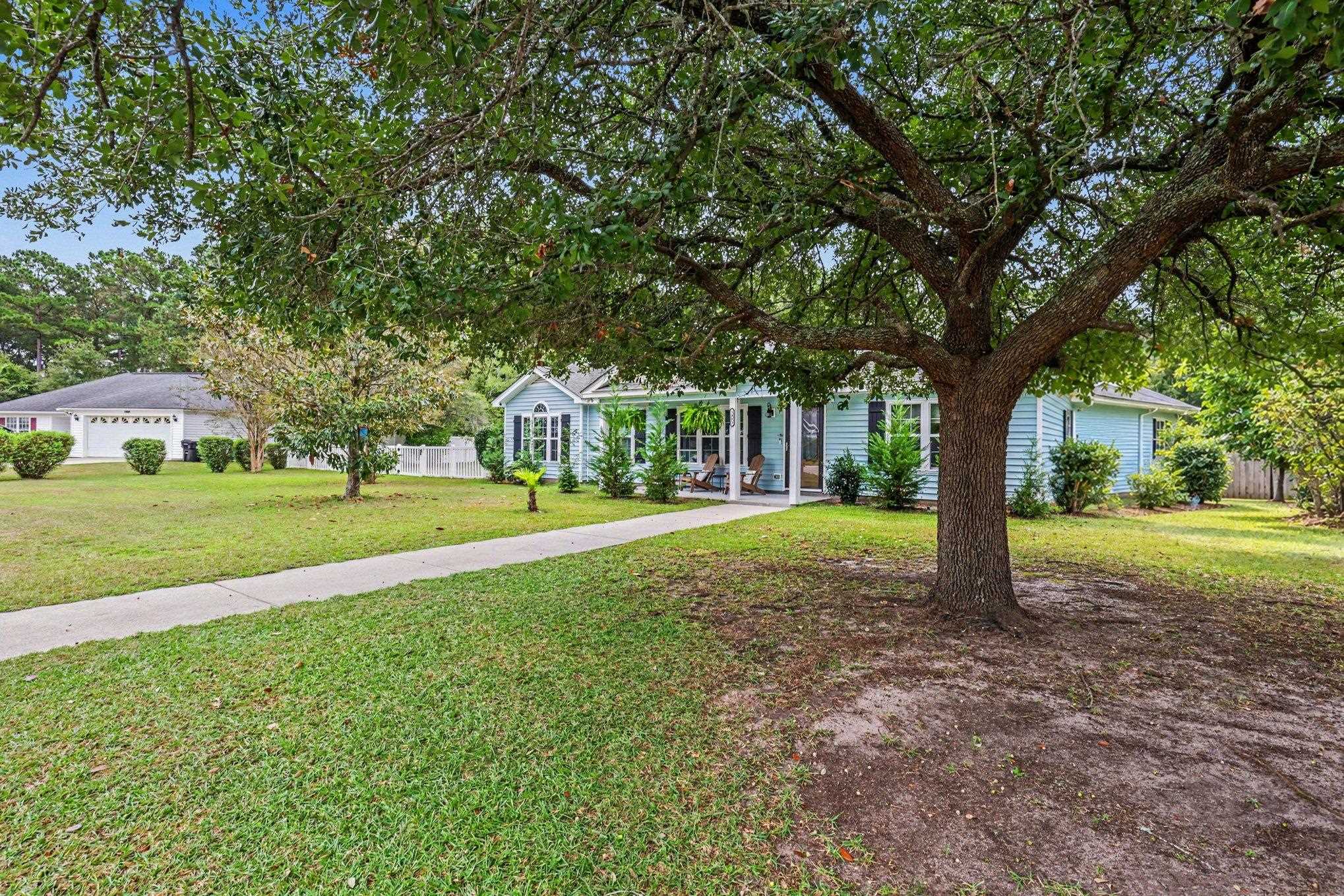 1083 Courtyard Dr. Property Photo 3