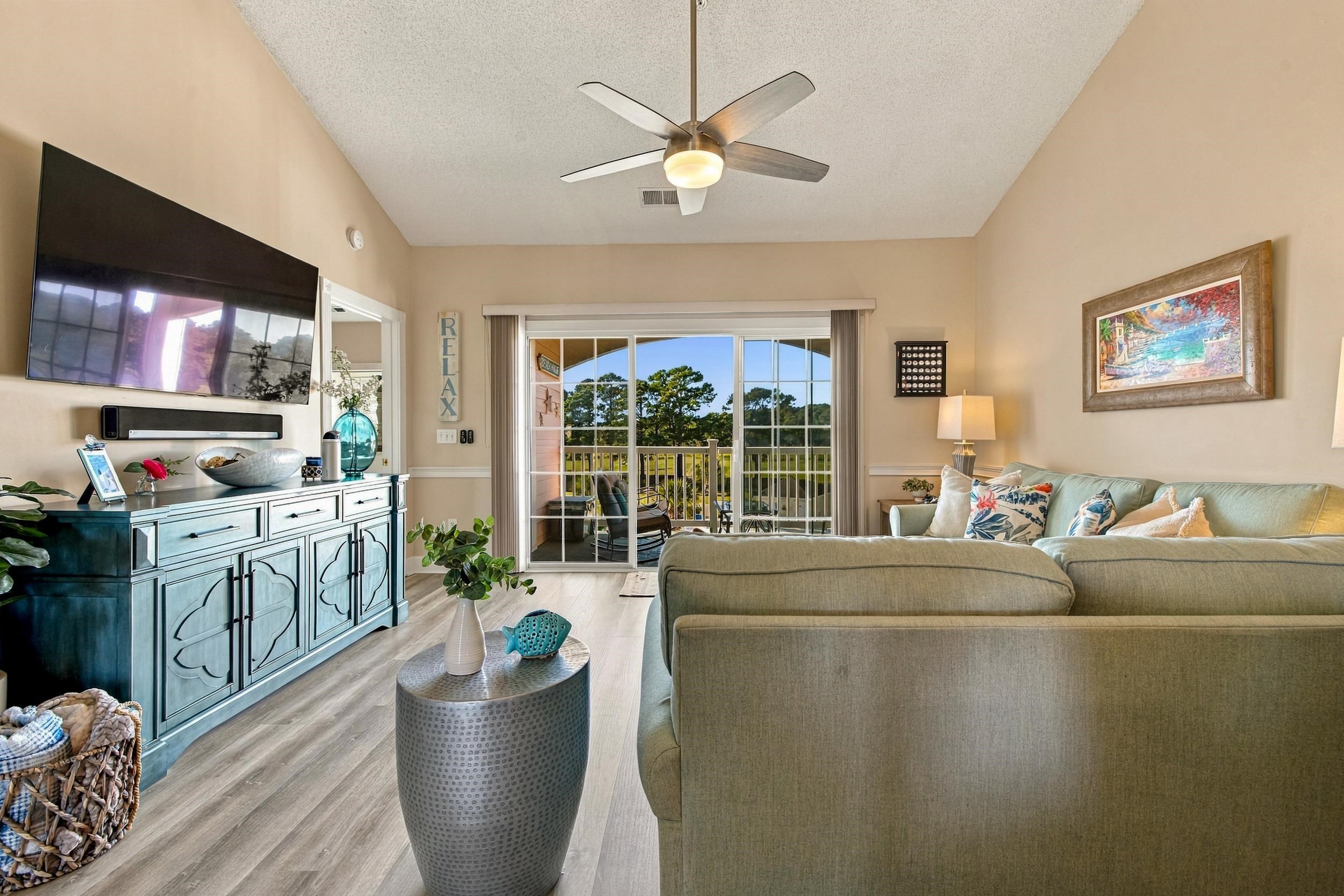 4877 Dahlia Ct. Property Photo 5