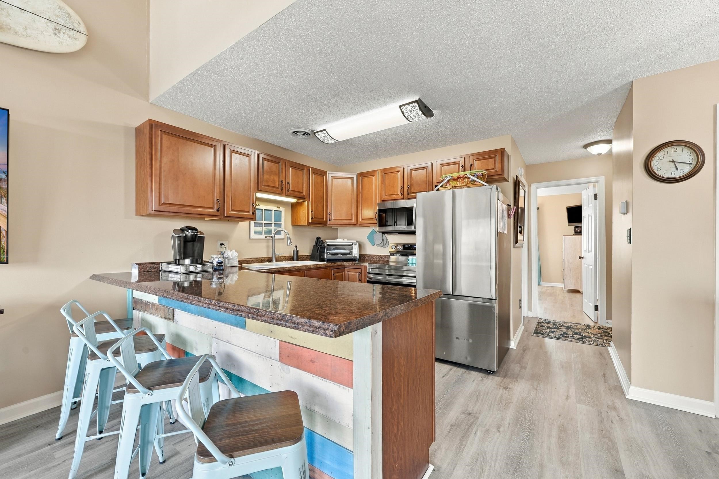 1850 Colony Dr. Property Photo 3