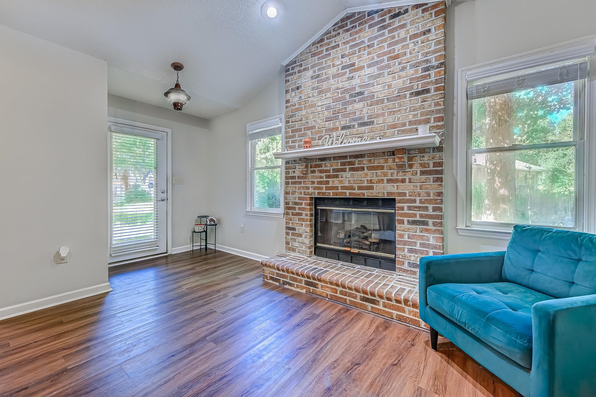 1071 Hickory Trail Property Photo 4