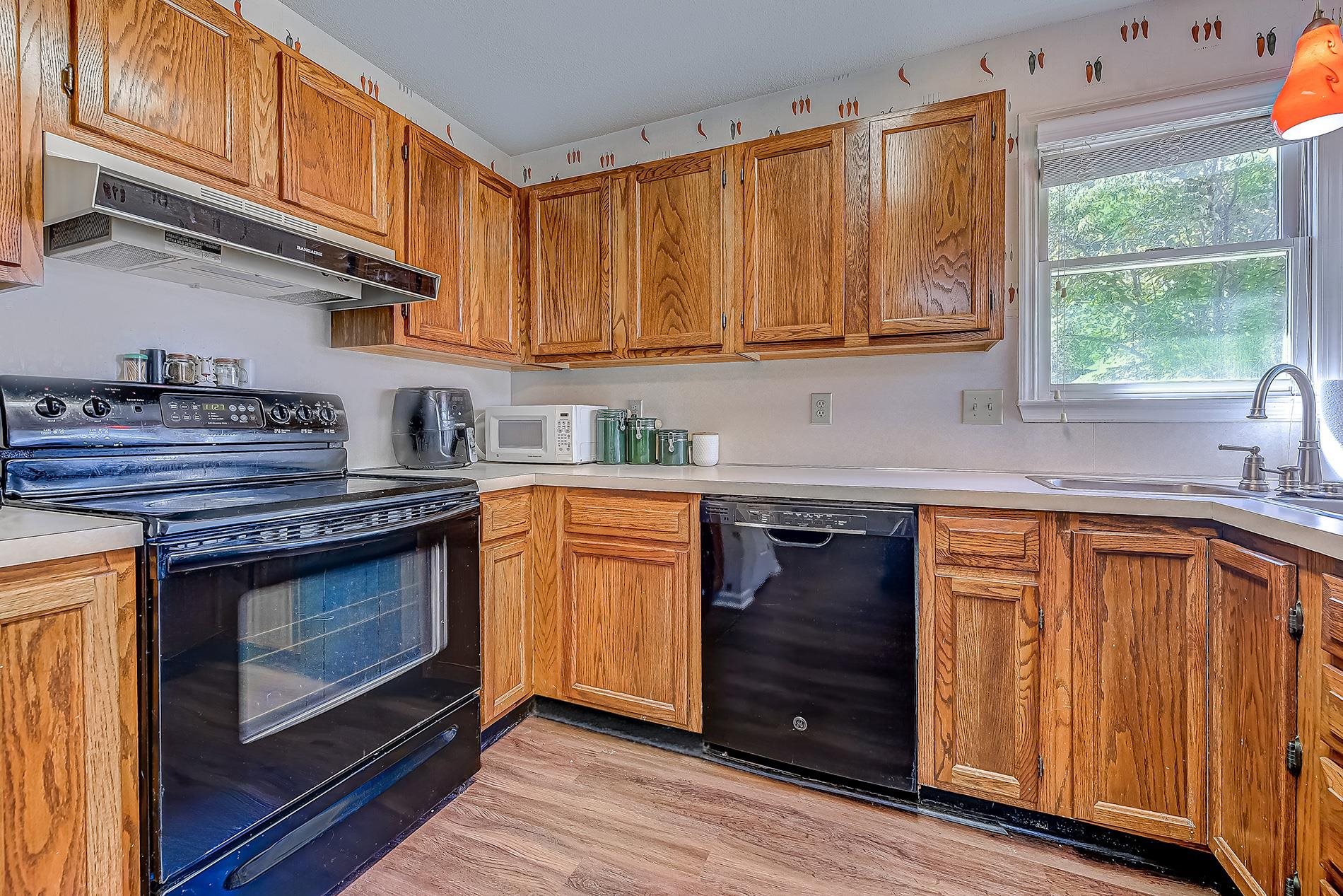 1071 Hickory Trail Property Photo 14