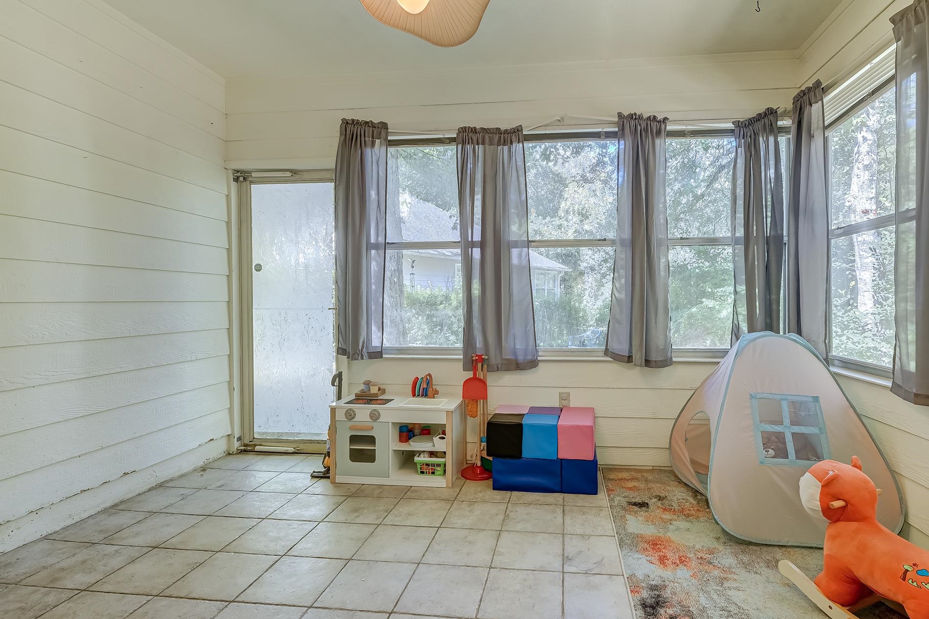 1071 Hickory Trail Property Photo 27