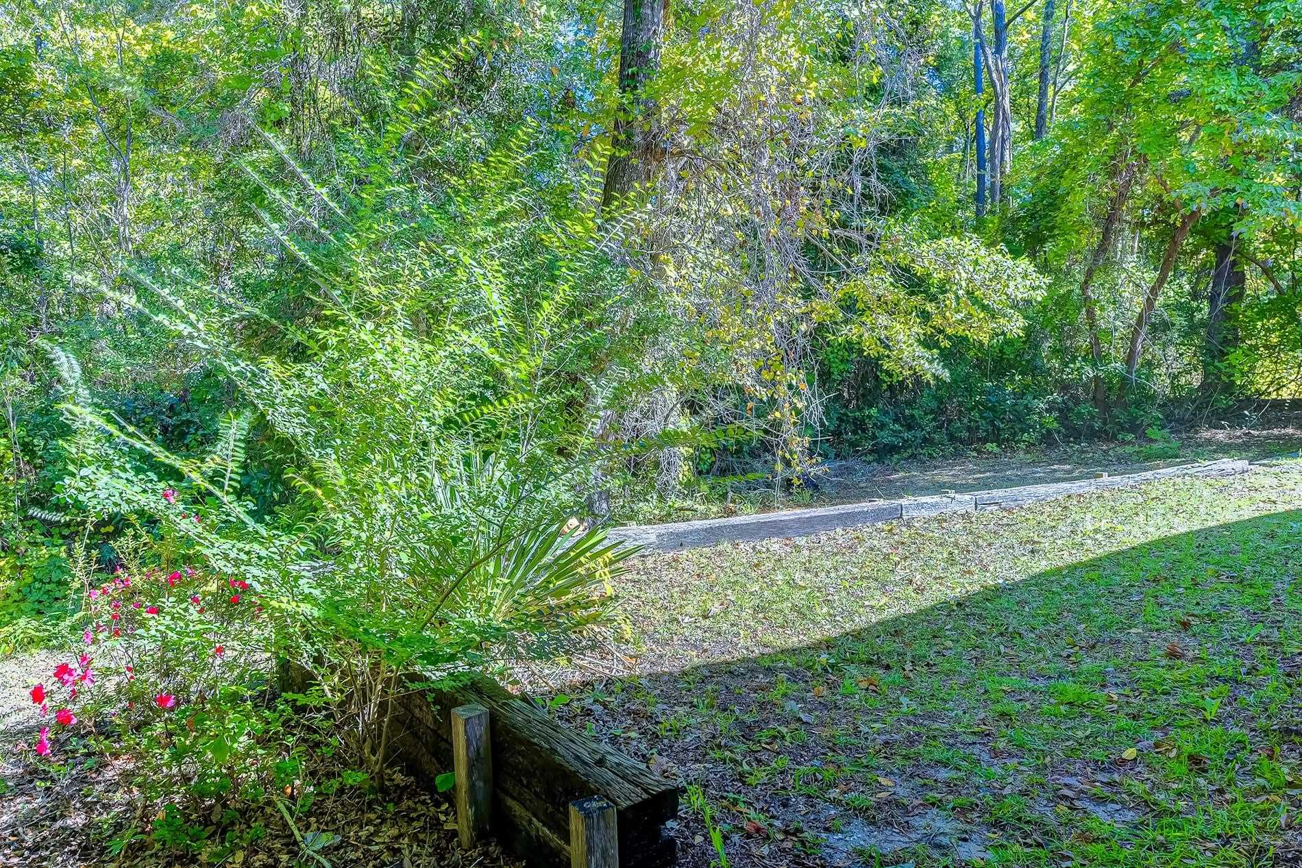 1071 Hickory Trail Property Photo 30