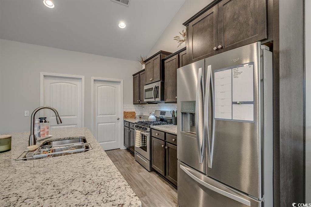 365 Rycola Circle Property Photo 6