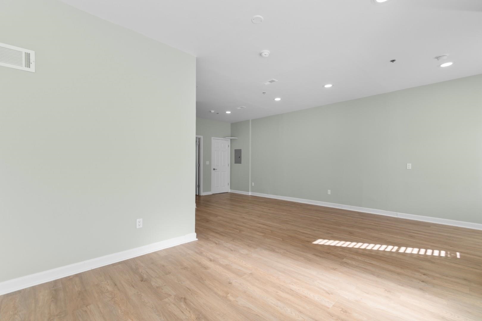 2798 Howard Ave. Property Photo 32