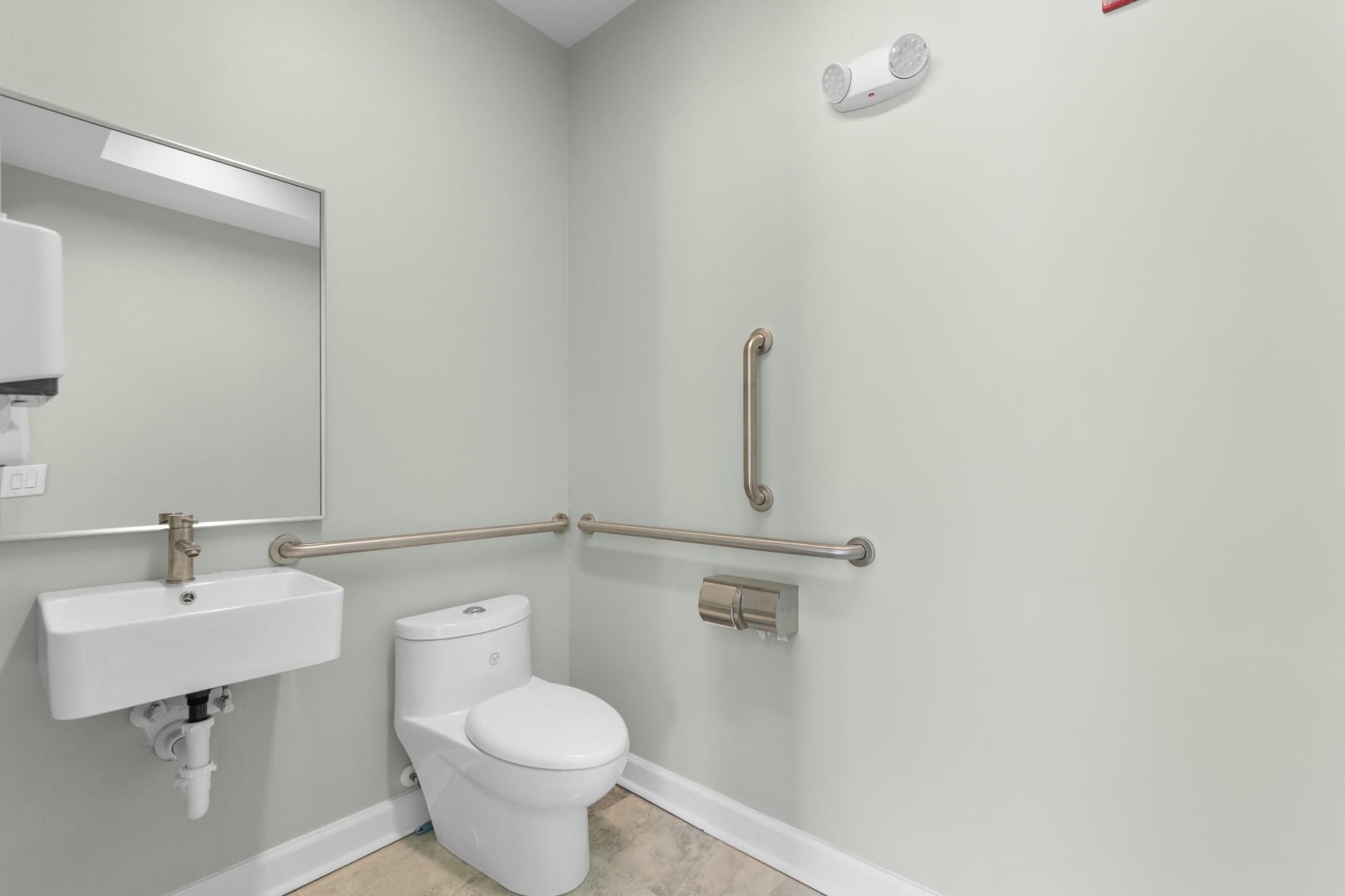 2798 Howard Ave. Property Photo 34