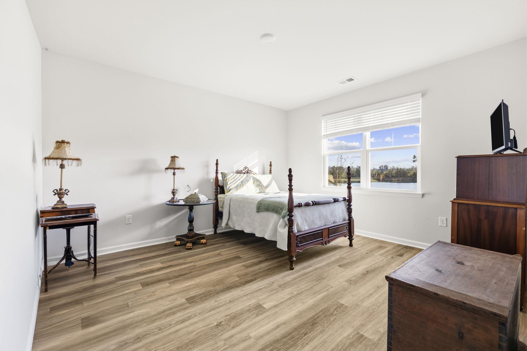 2820 Riverboat Way Property Photo 19