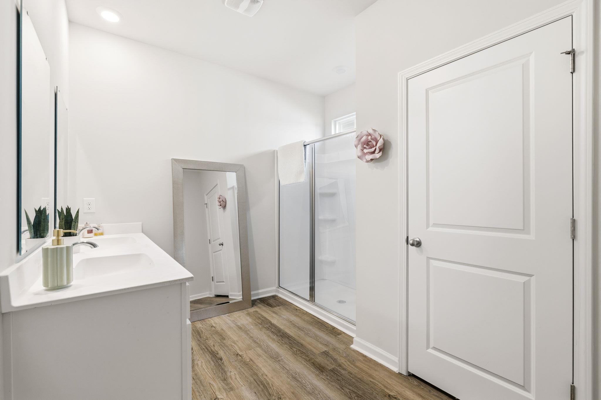 2820 Riverboat Way Property Photo 23