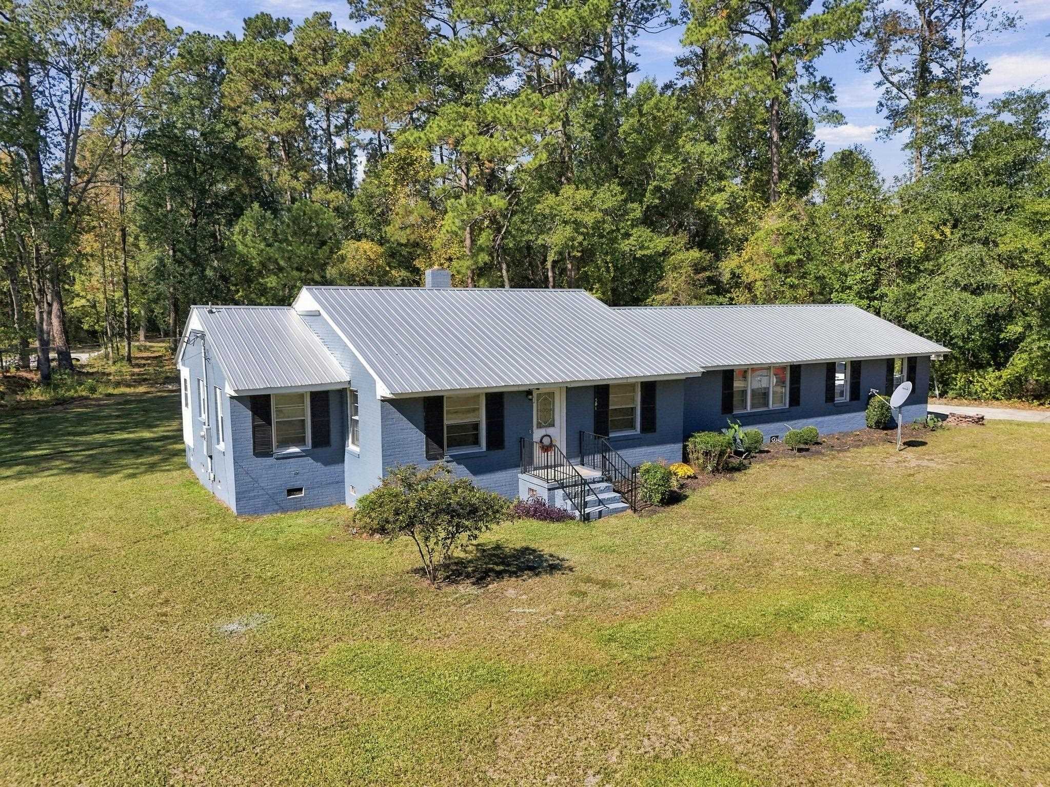 501 N Nichols St. Property Photo 1