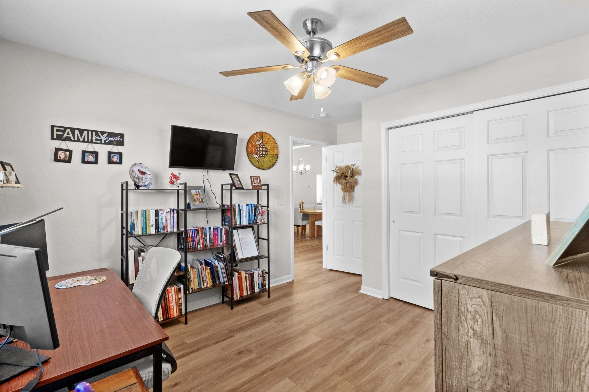219 Blackpepper Loop Property Photo 38