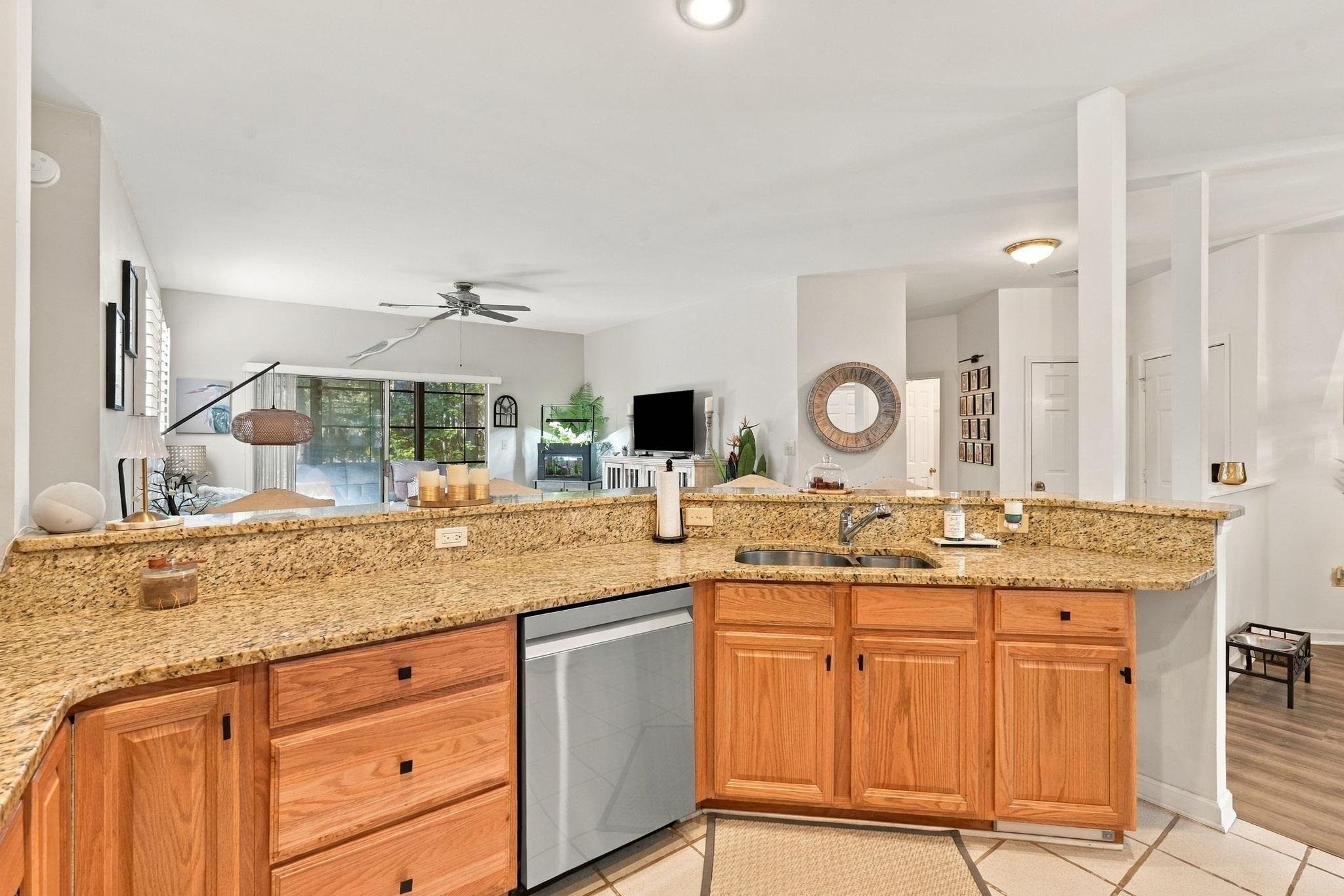 603 Pipers Ln. Property Photo 12